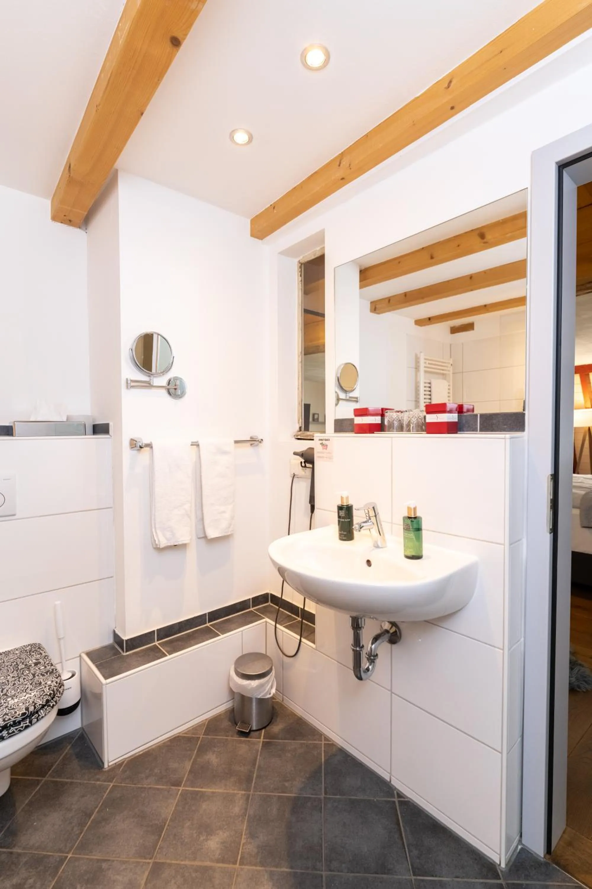 Bathroom in Weinforum Franken Hotel & Restaurant