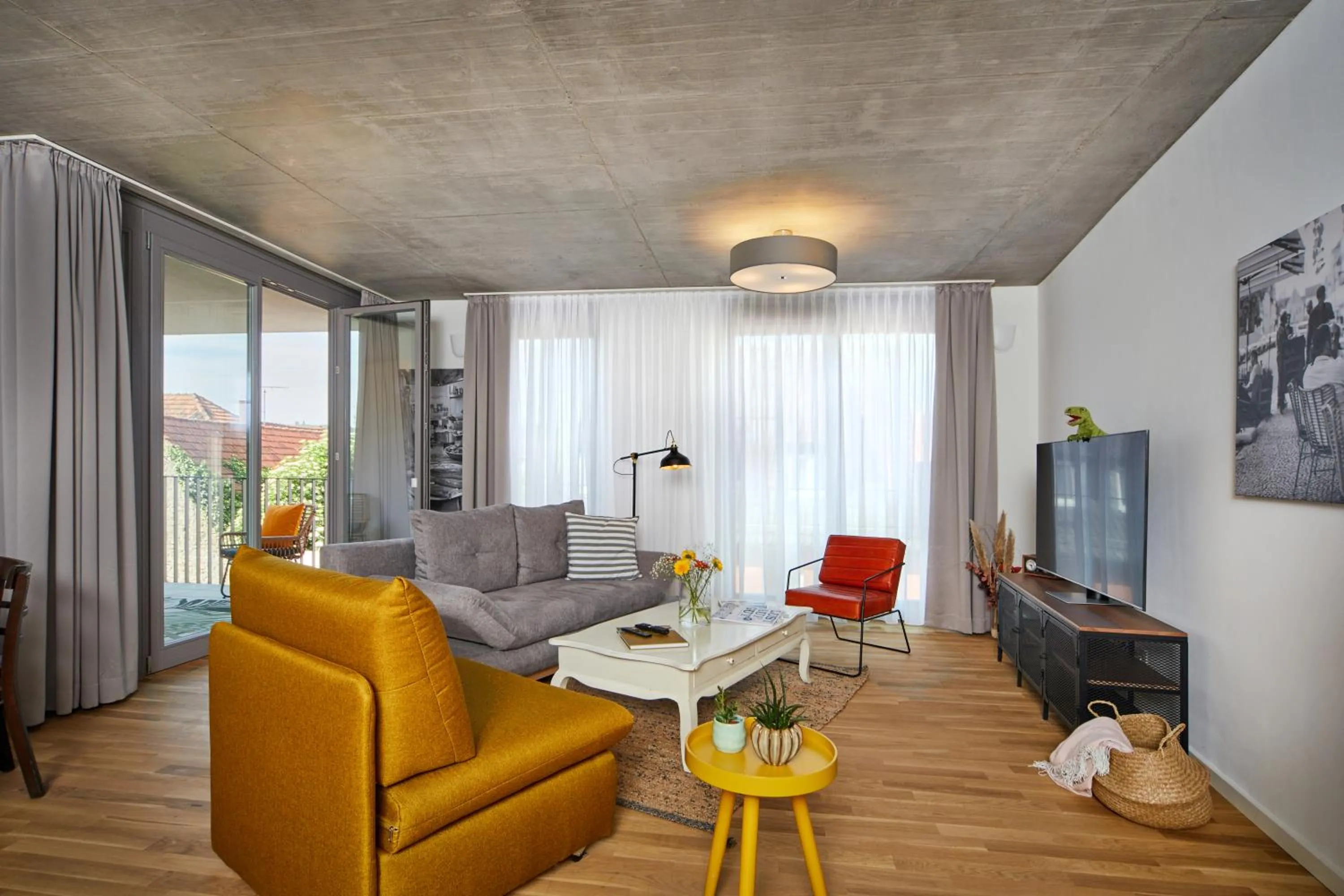 TV and multimedia in Weinforum Franken Hotel & Restaurant