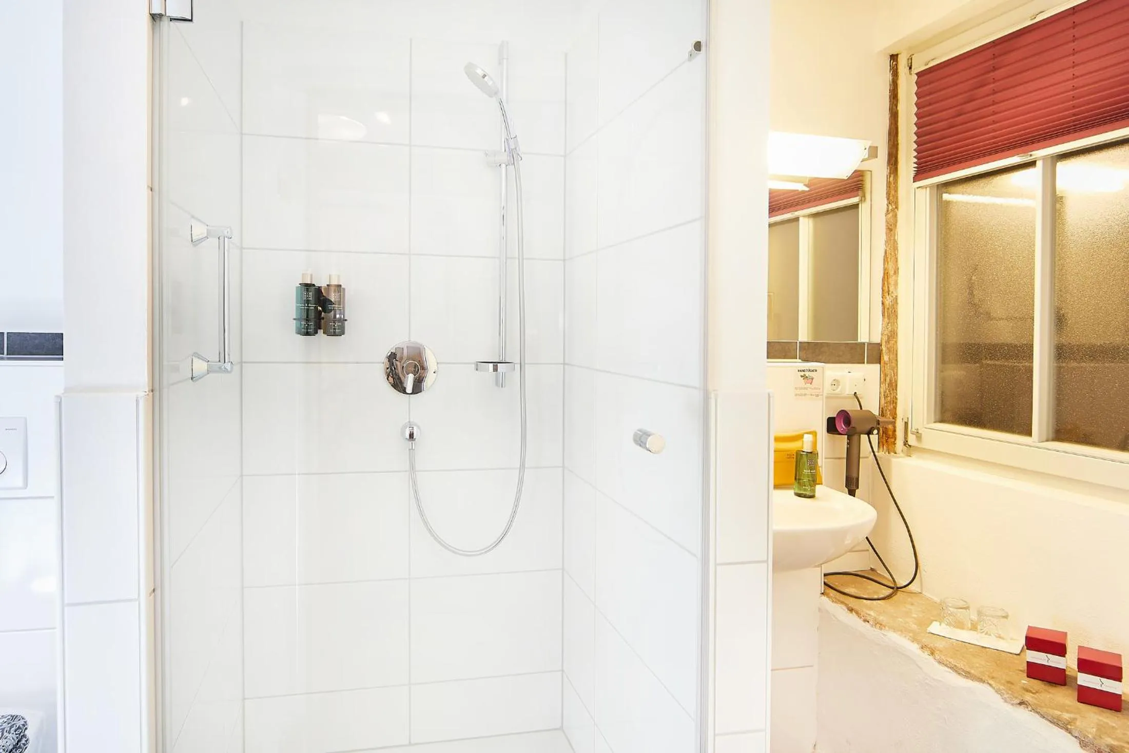 Shower in Weinforum Franken Hotel & Restaurant