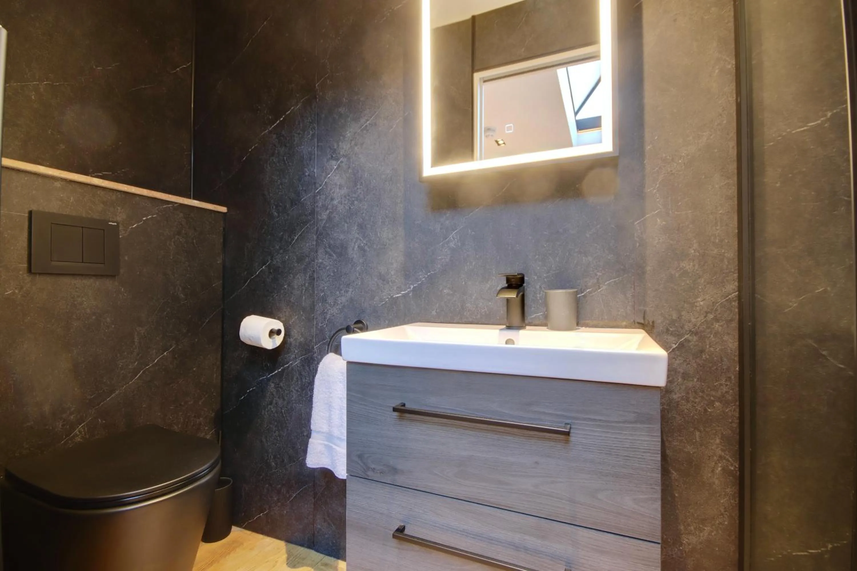 Bathroom in Becketts Townhouse