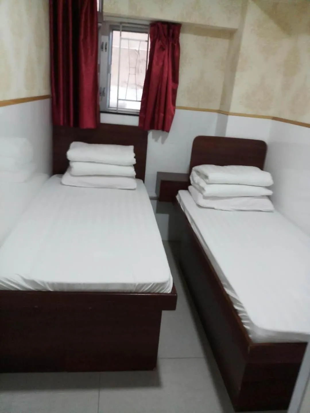 Bed in Lung Wa Hotel