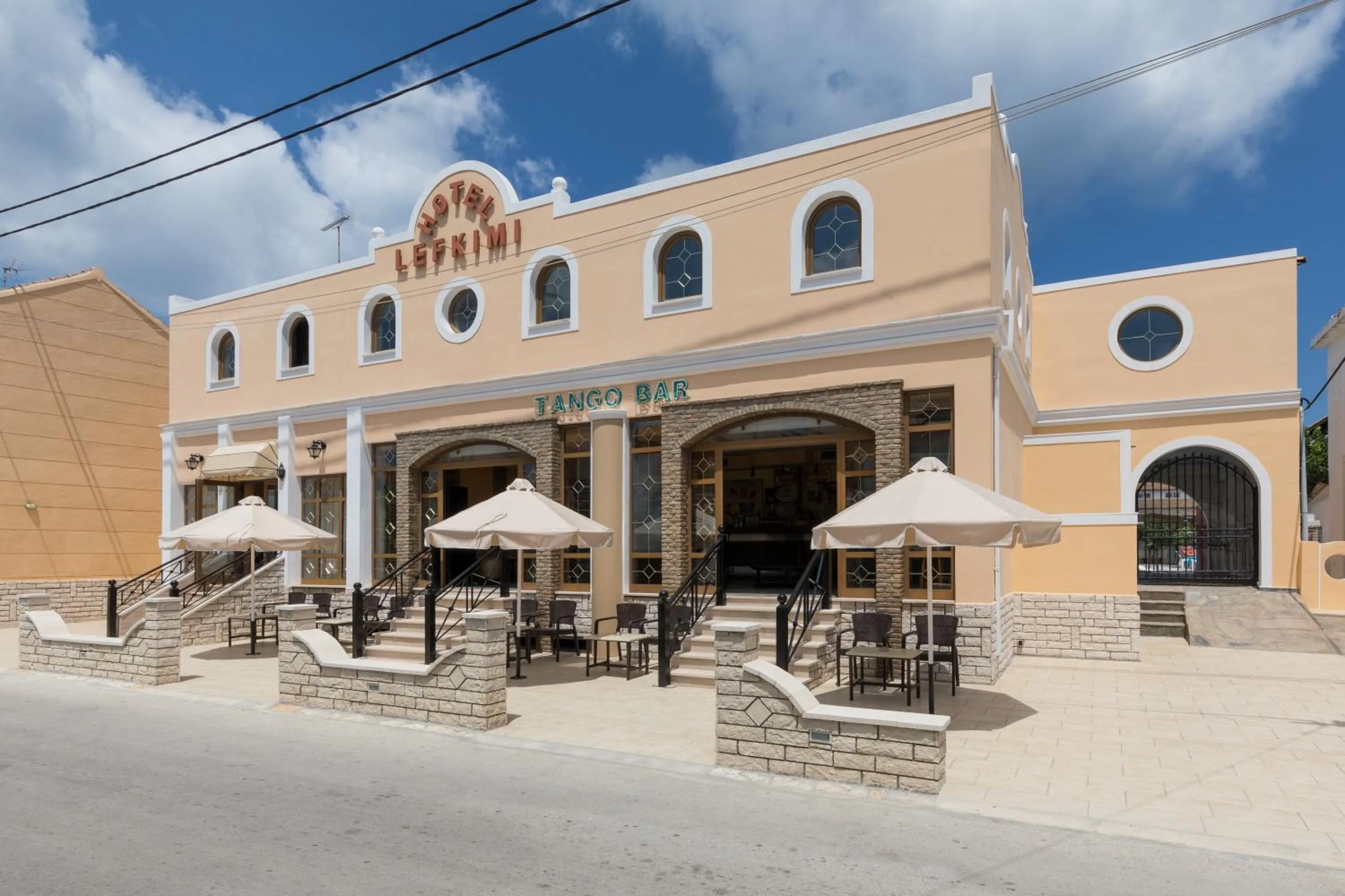 Facade/entrance in Lefkimi Hotel