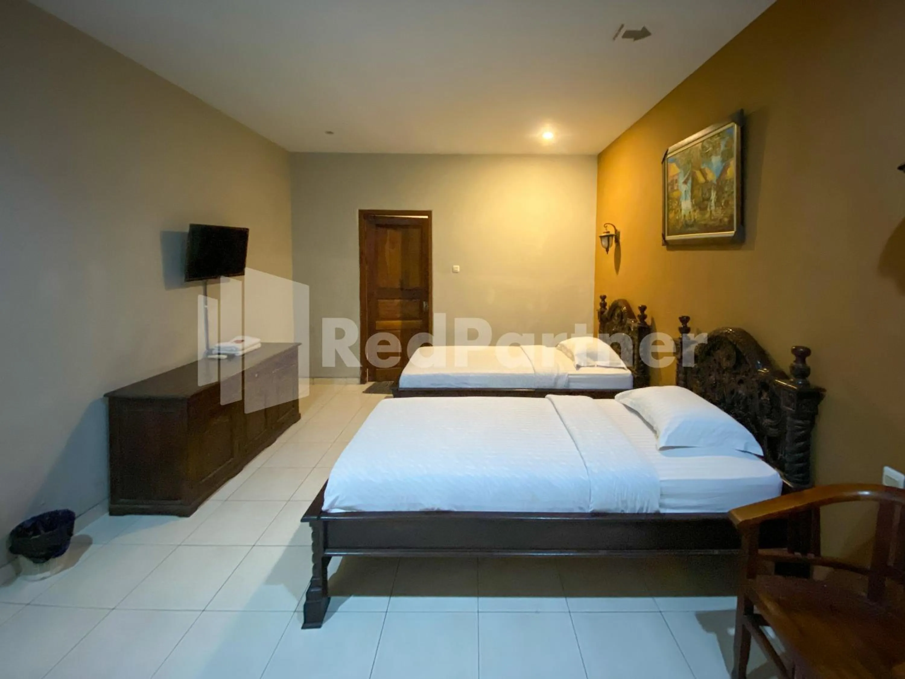 Bed in Istana Griya 2 Hotel Solo RedPartner