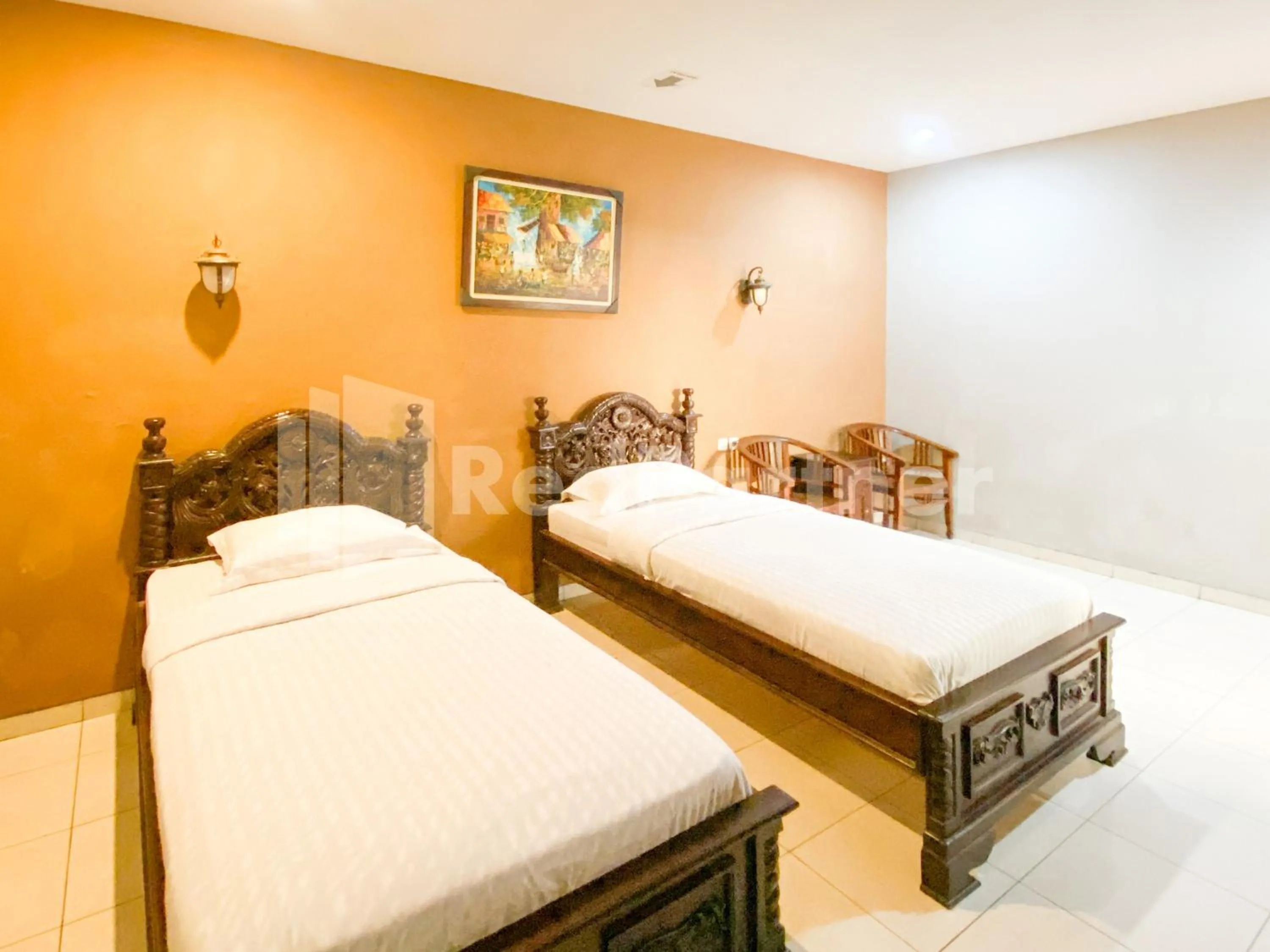 Bed in Istana Griya 2 Hotel Solo RedPartner