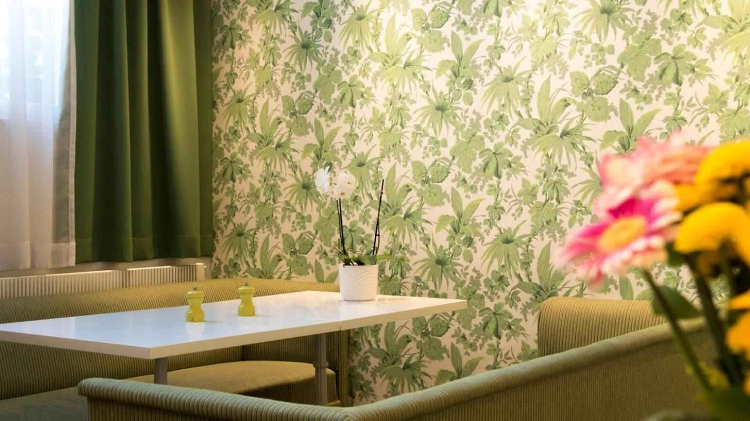 Lounge or bar in Hotel Rivoli Jardin