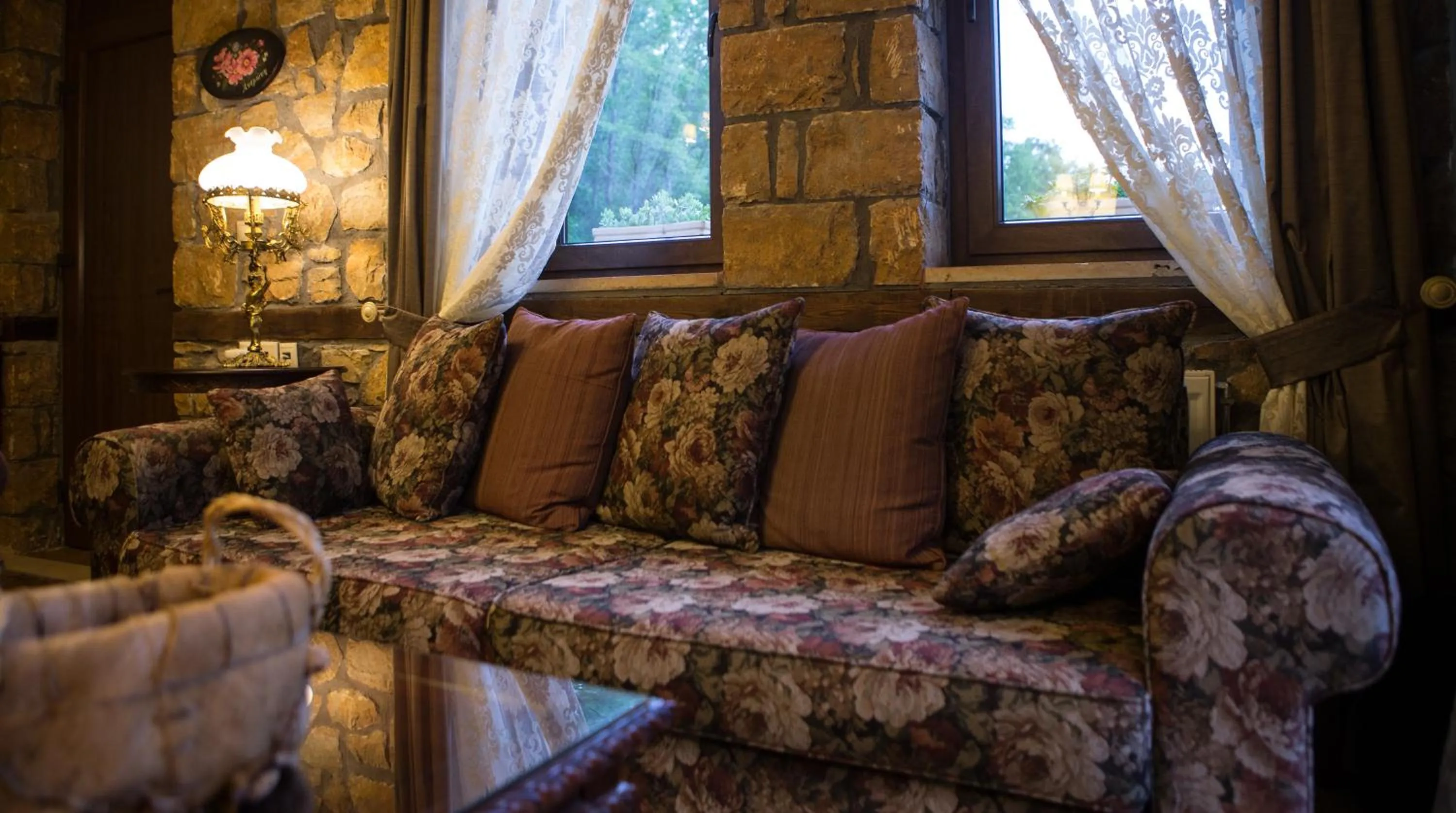 Living room in Archontiko Emmanouilidi Suites