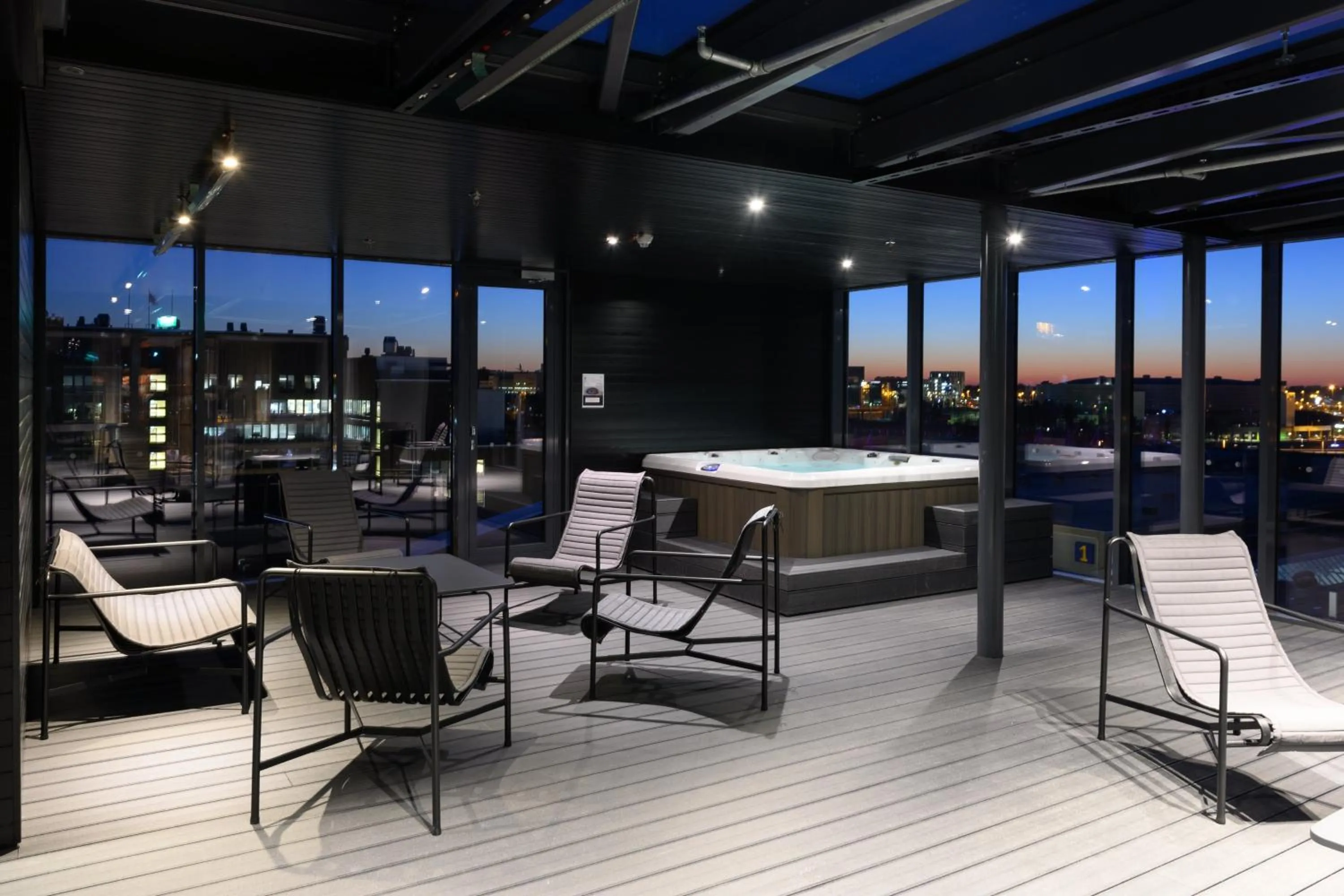 Swimming pool in Holiday Inn Helsinki - Expo by IHG