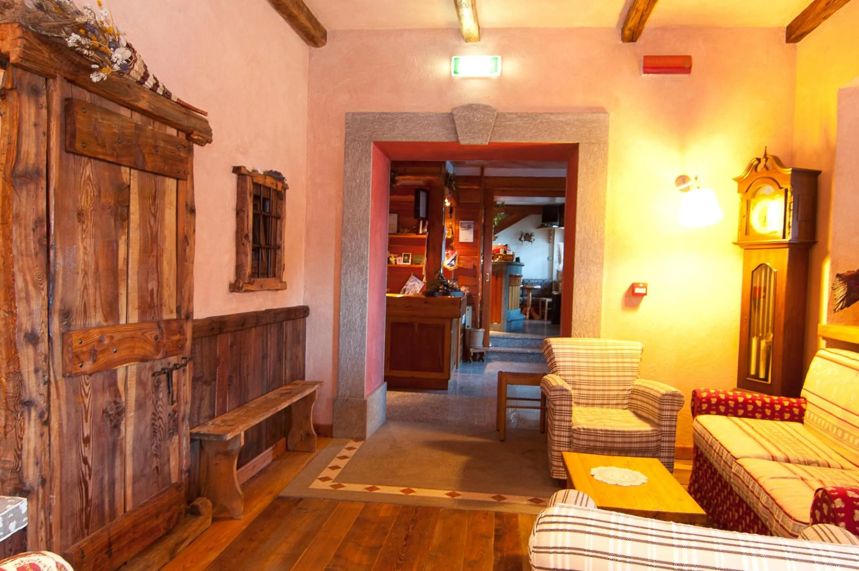 Lounge or bar in Hotel Zerbion