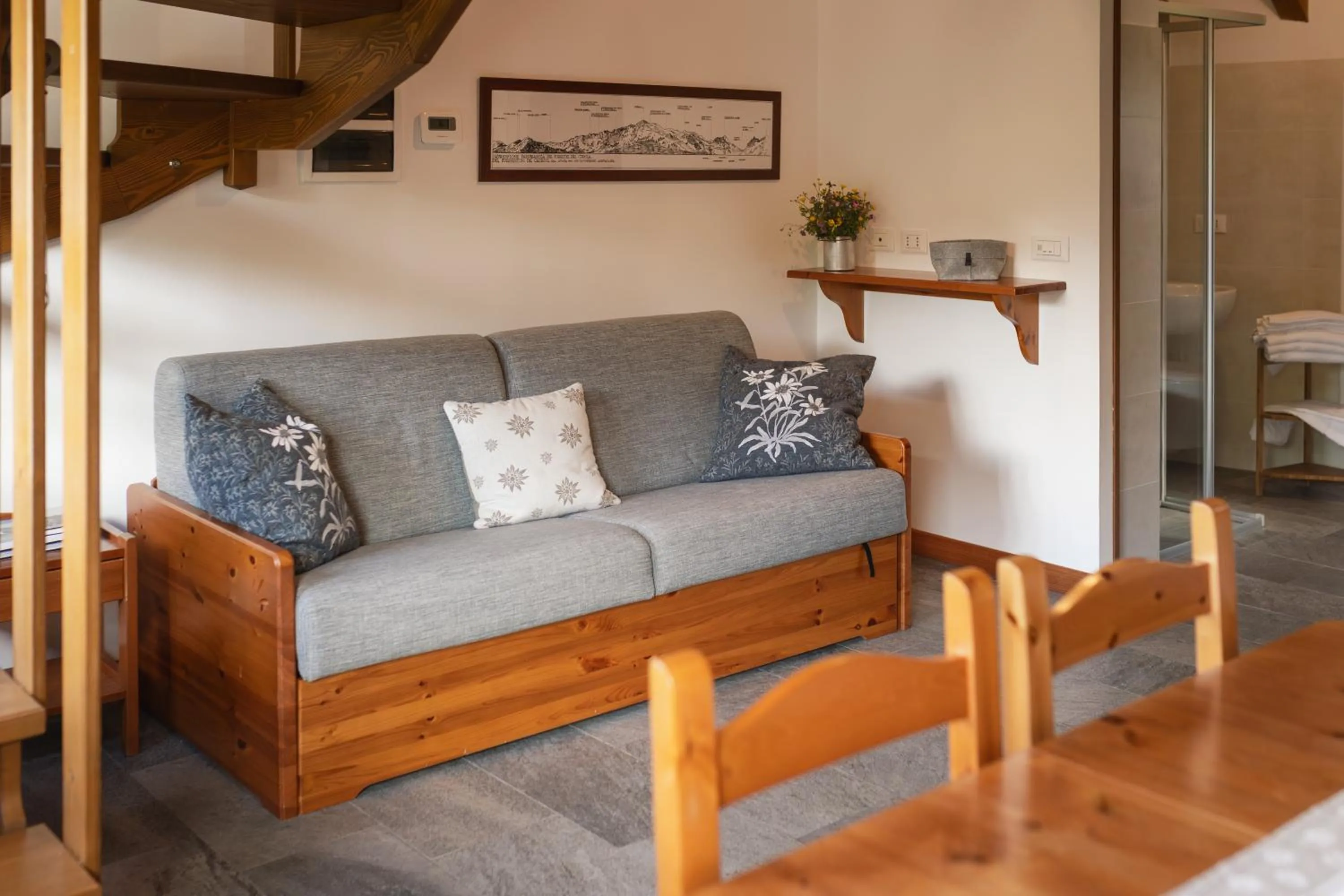 Living room in Albergo Diffuso Comeglians