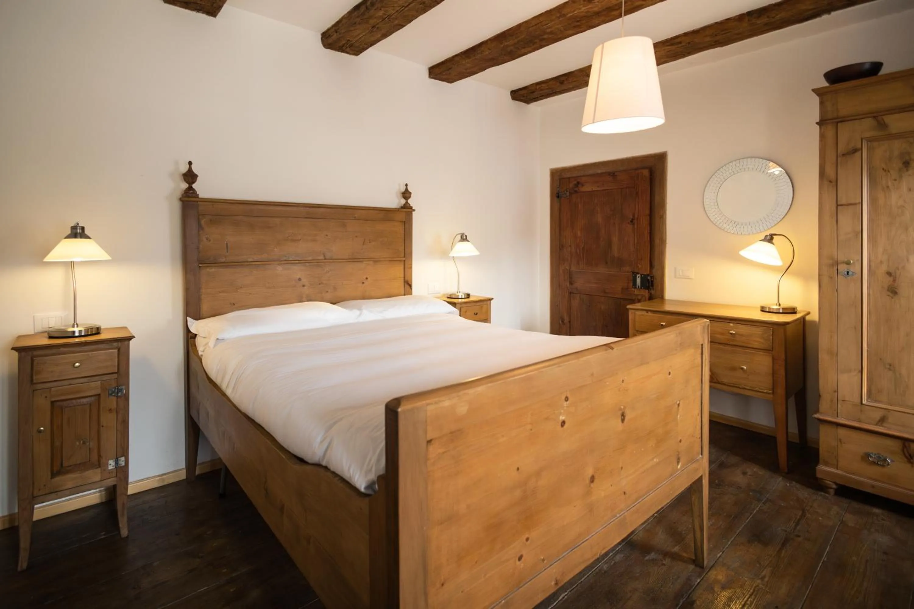 Bed in Albergo Diffuso Comeglians