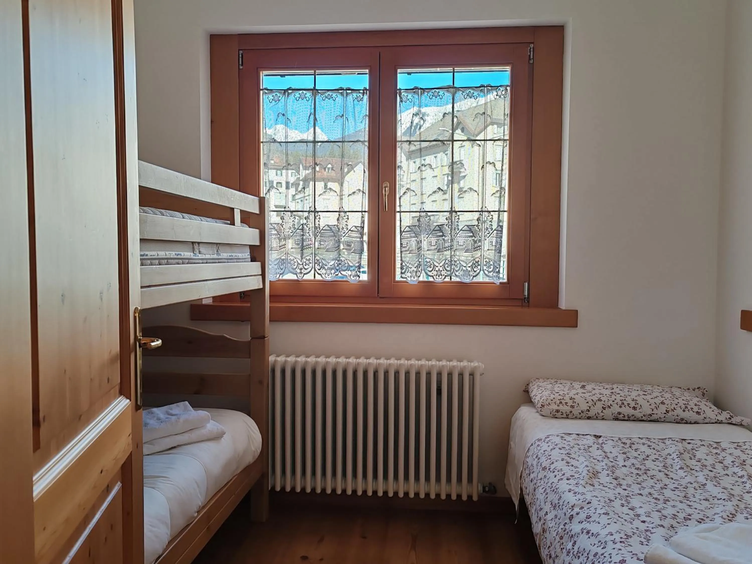 Bed in Albergo Diffuso Comeglians