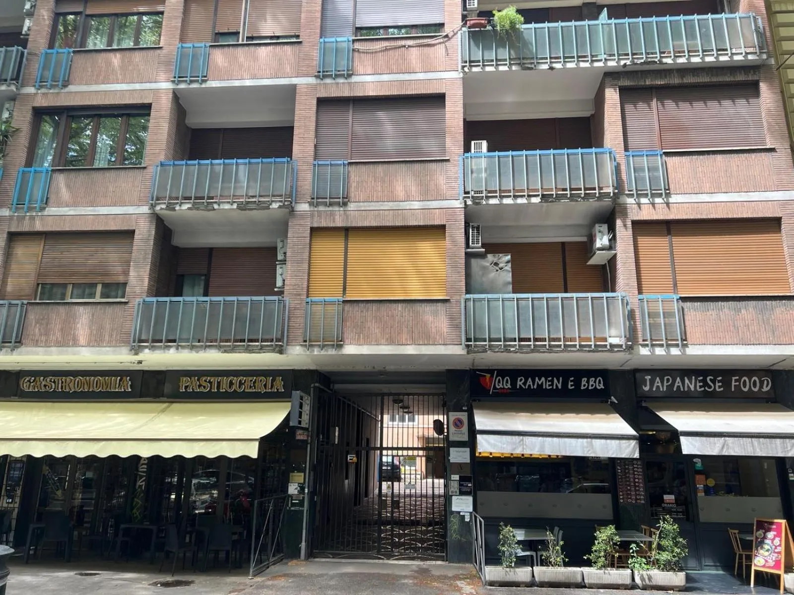 Property building in Guest House Esty