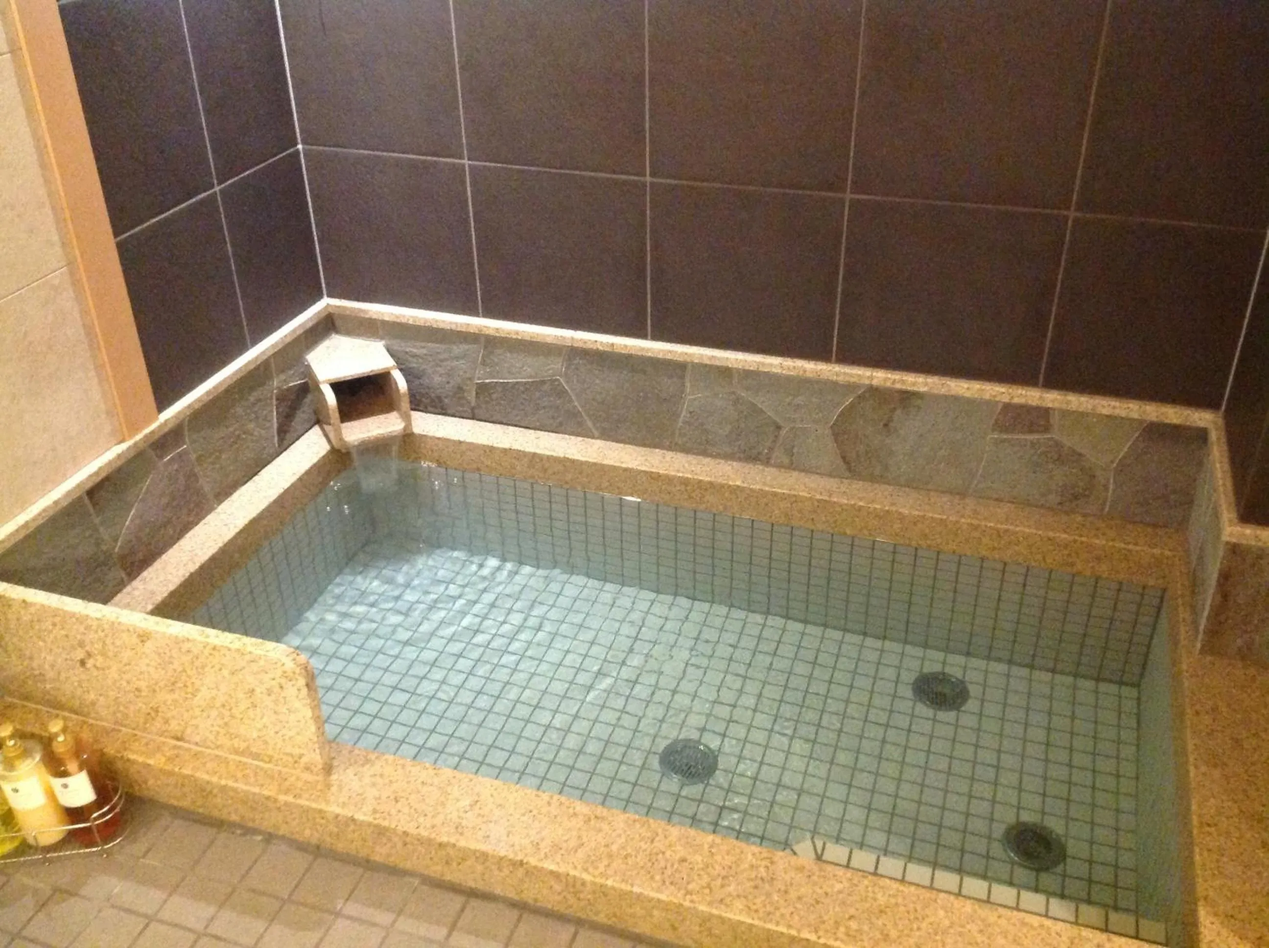 Hot Tub in Matsumoto Ryokan