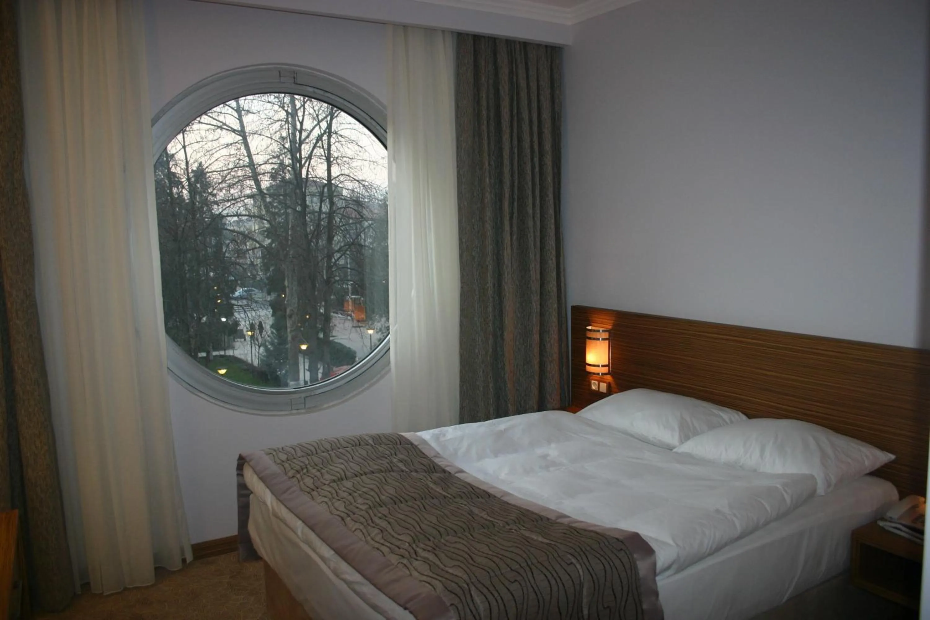 Bed in Hotel Almina Park