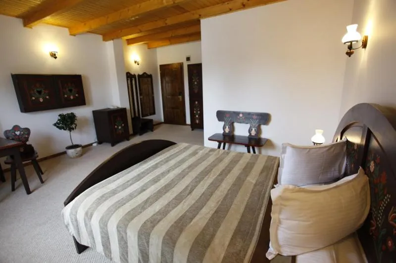 Photo of the whole room, Bed in Pension Tempo