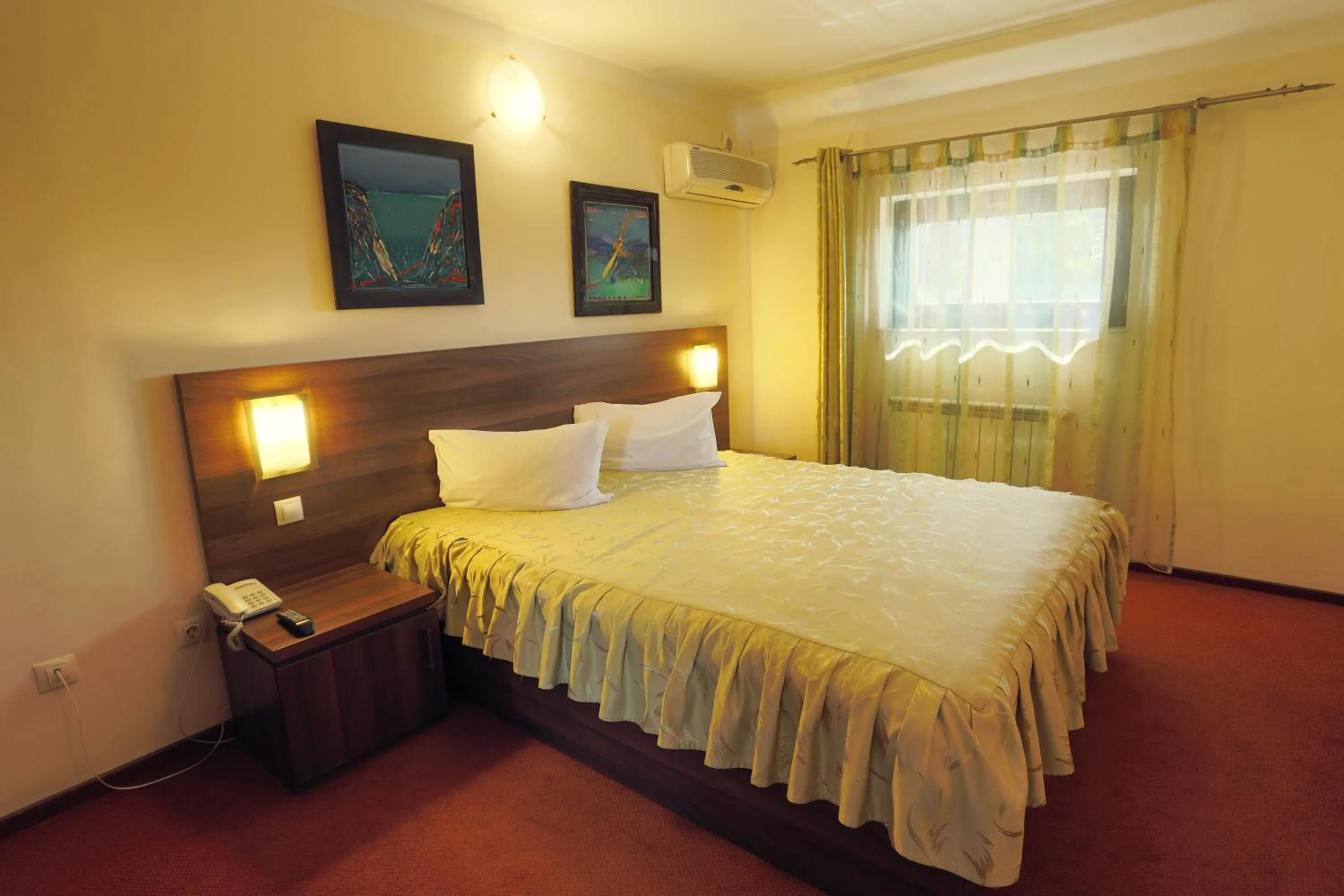 Photo of the whole room, Bed in Pension Tempo