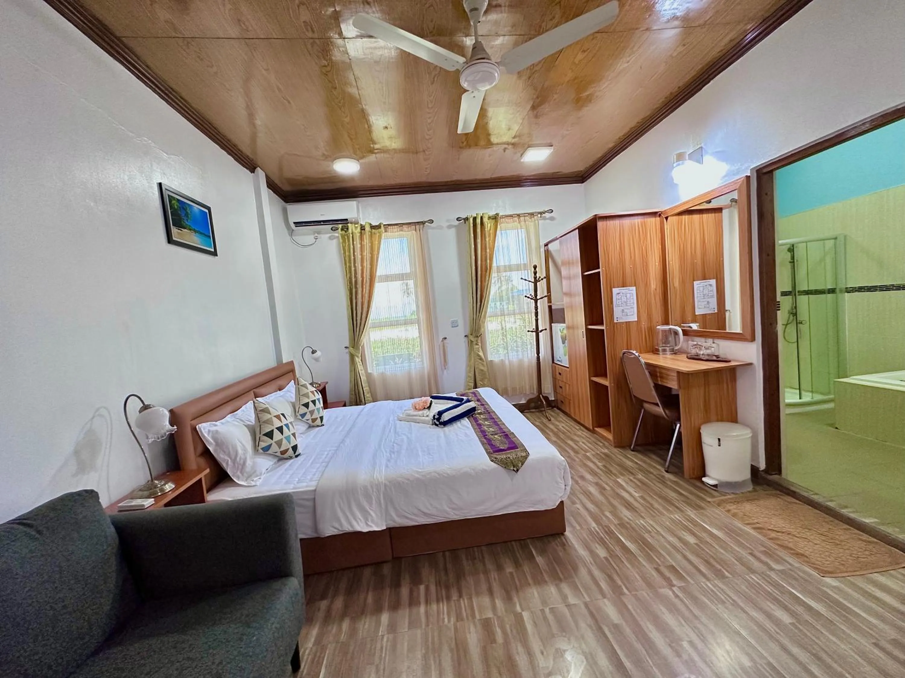 Bed in Galaxy Sunrise Sea View