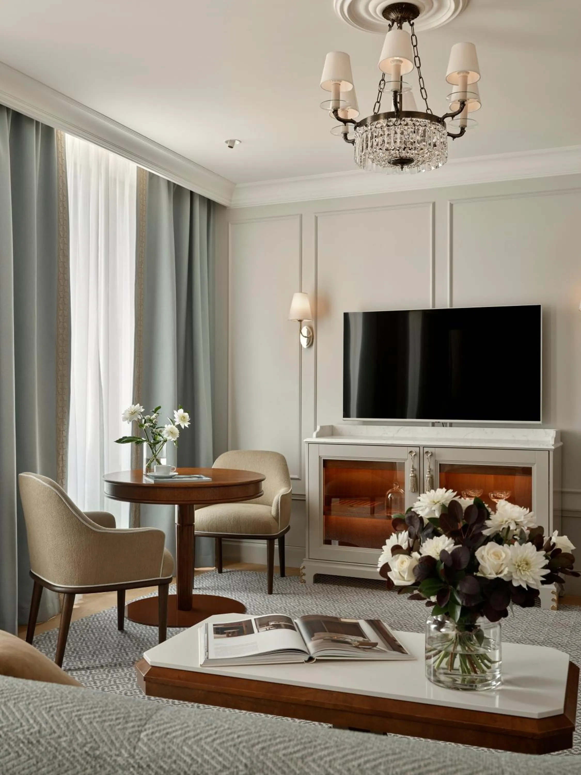 TV and multimedia in Hotel Kämp