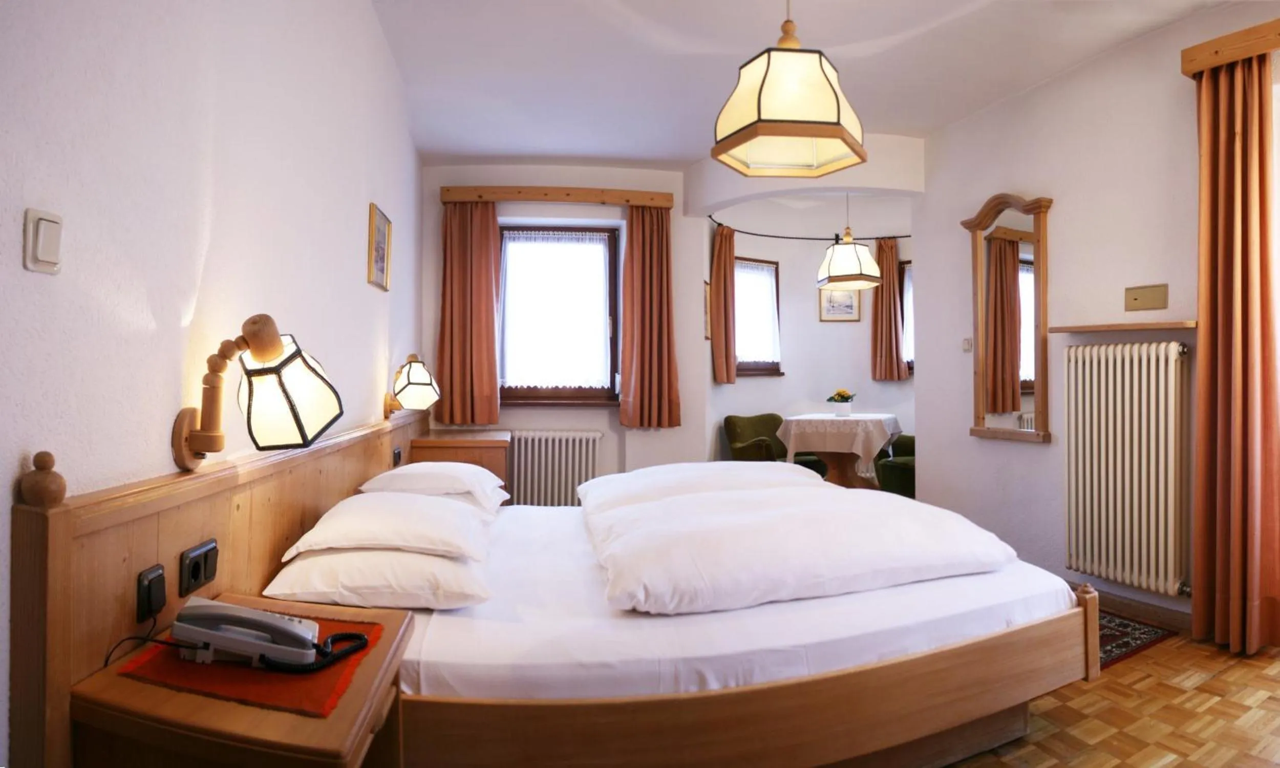 Day, Bed in Hotel Dolomiti Madonna