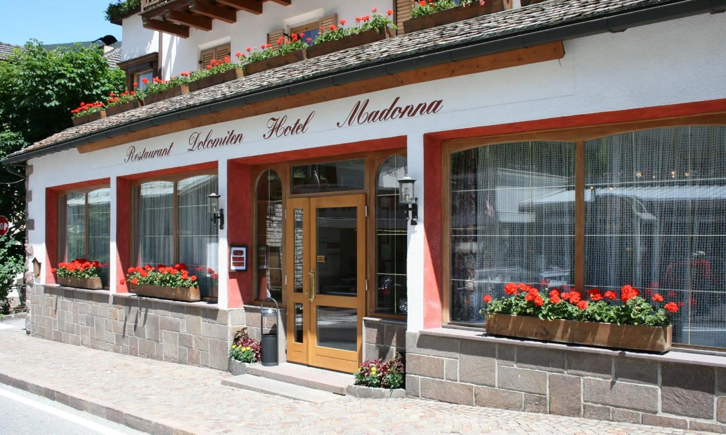 Facade/entrance in Hotel Dolomiti Madonna