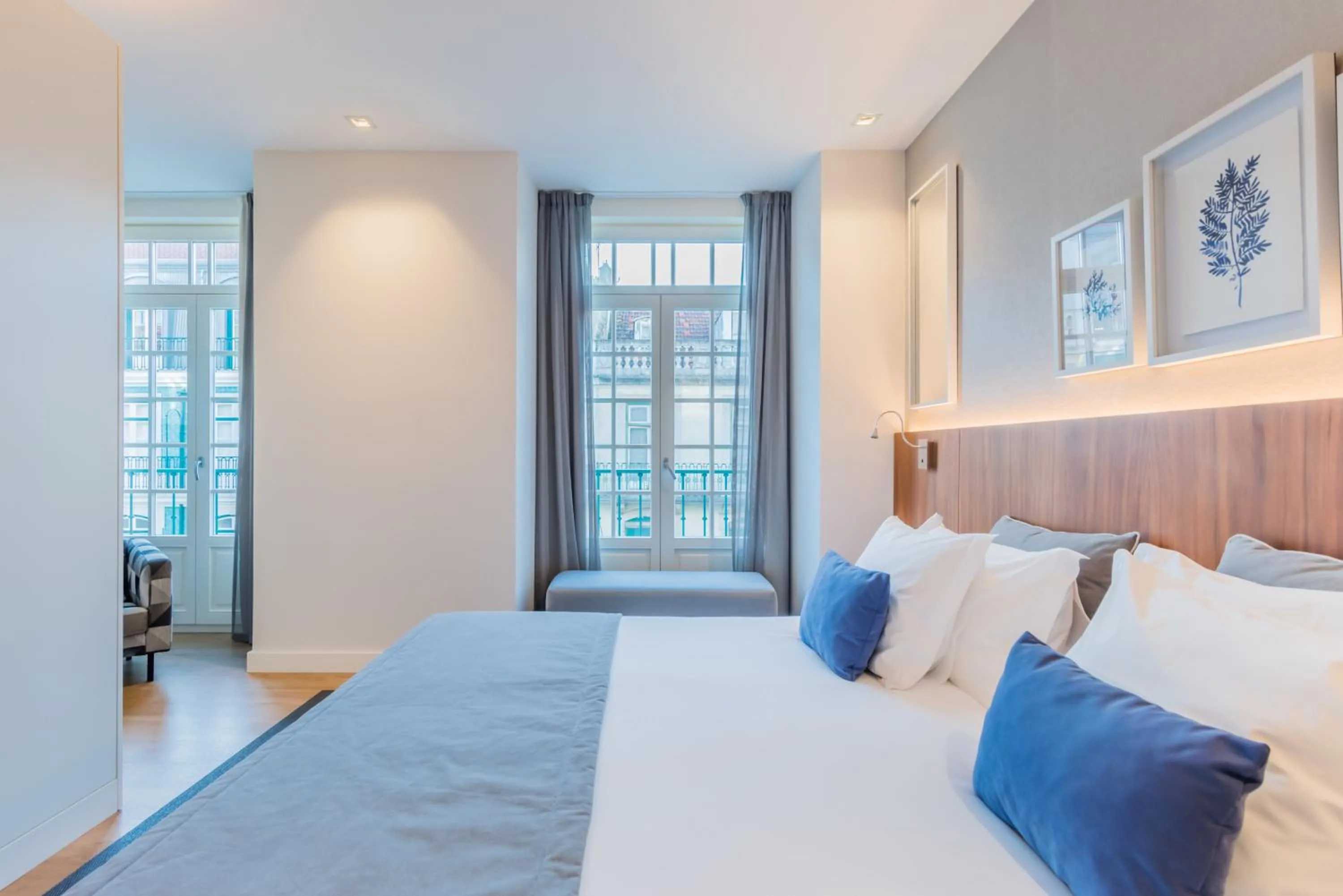 TV and multimedia, Bed in Augusta Residence Apartments