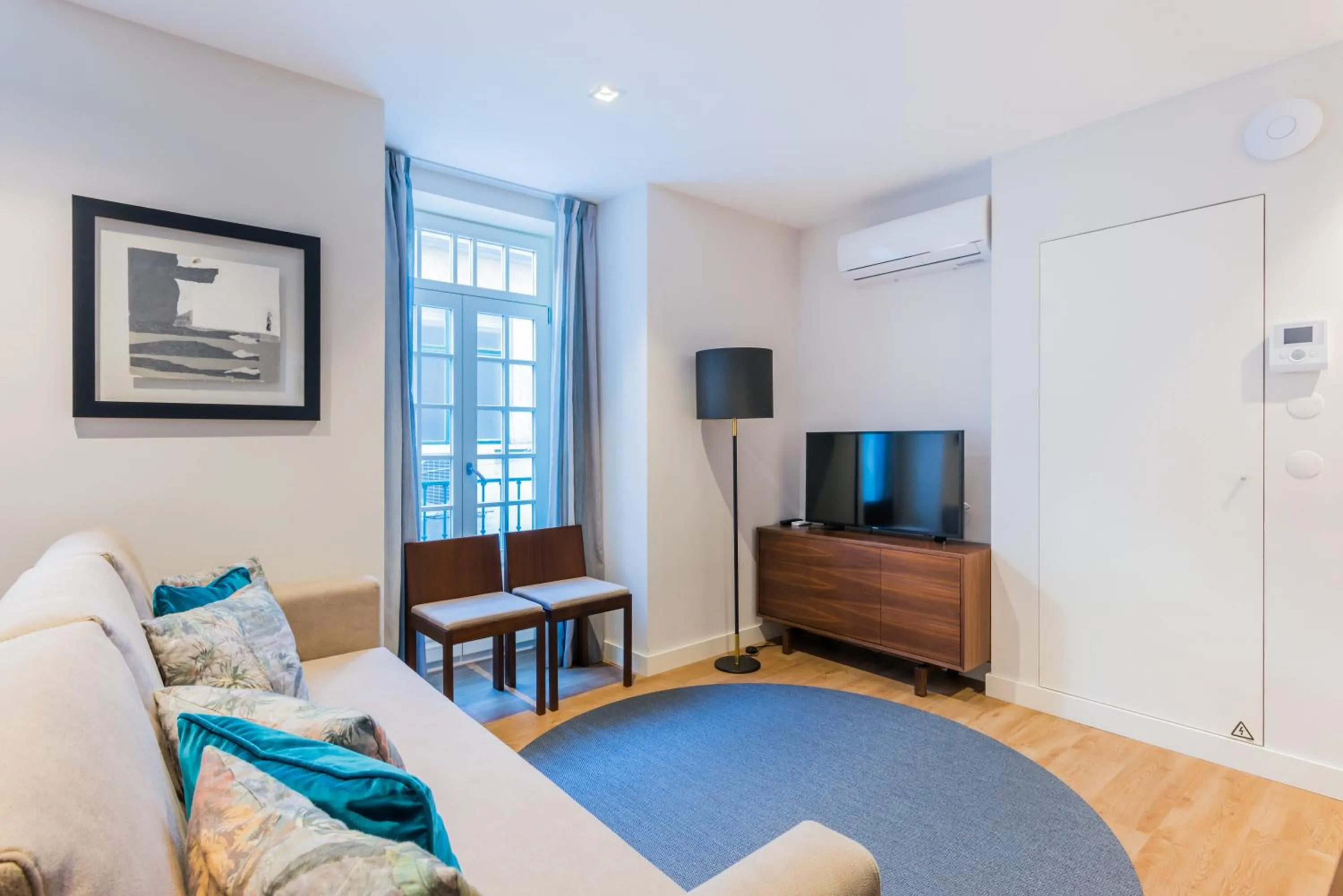 Living room in Augusta Residence Apartments