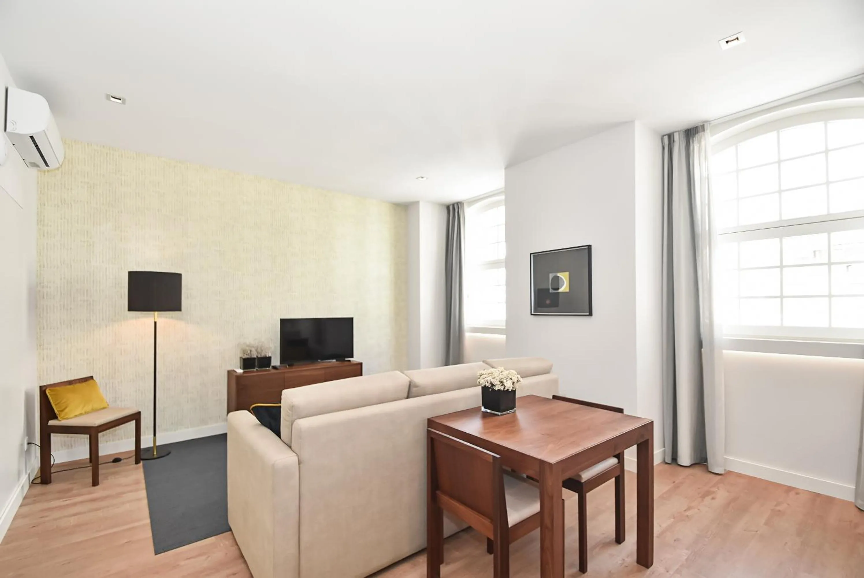 Living room in Augusta Residence Apartments