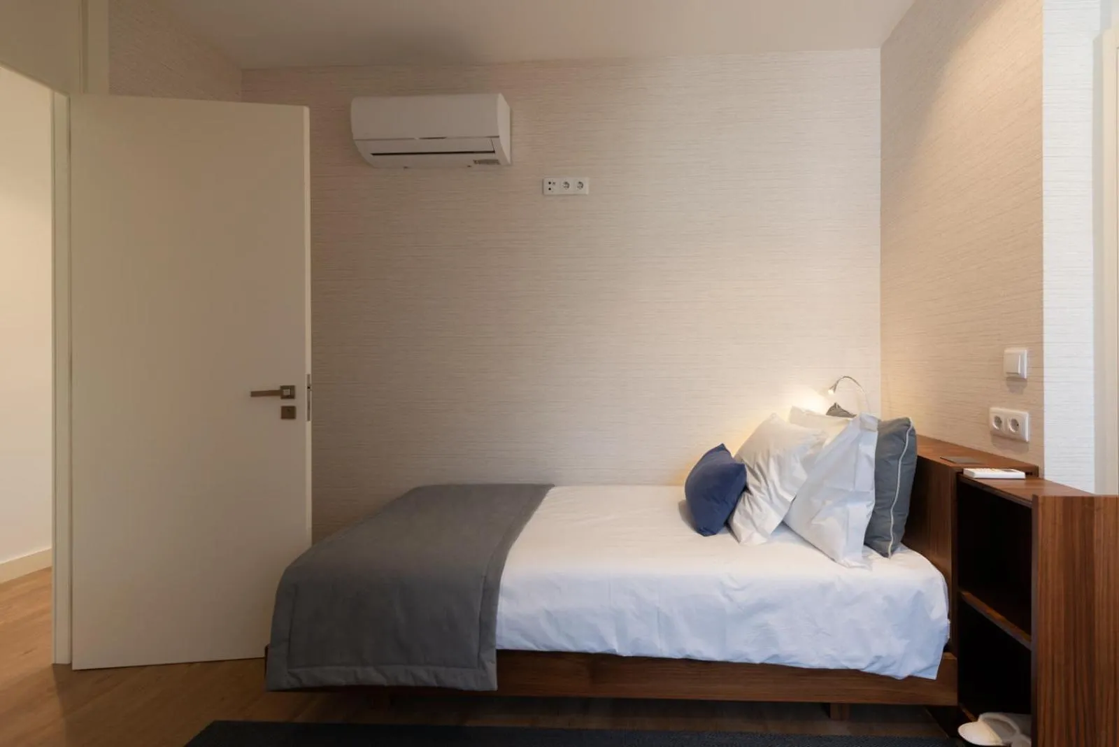 Bed in Augusta Residence Apartments