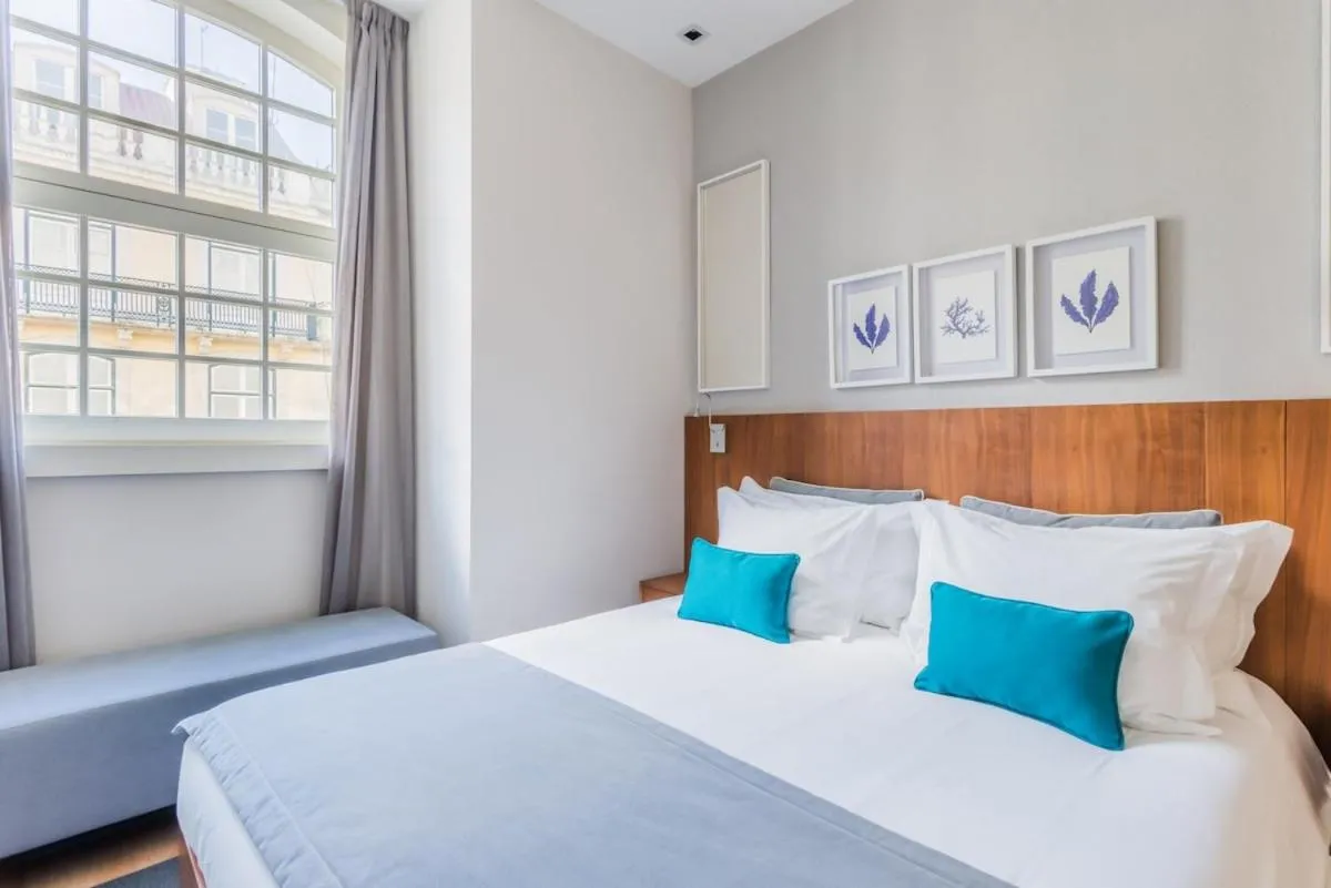 Bed in Augusta Residence Apartments