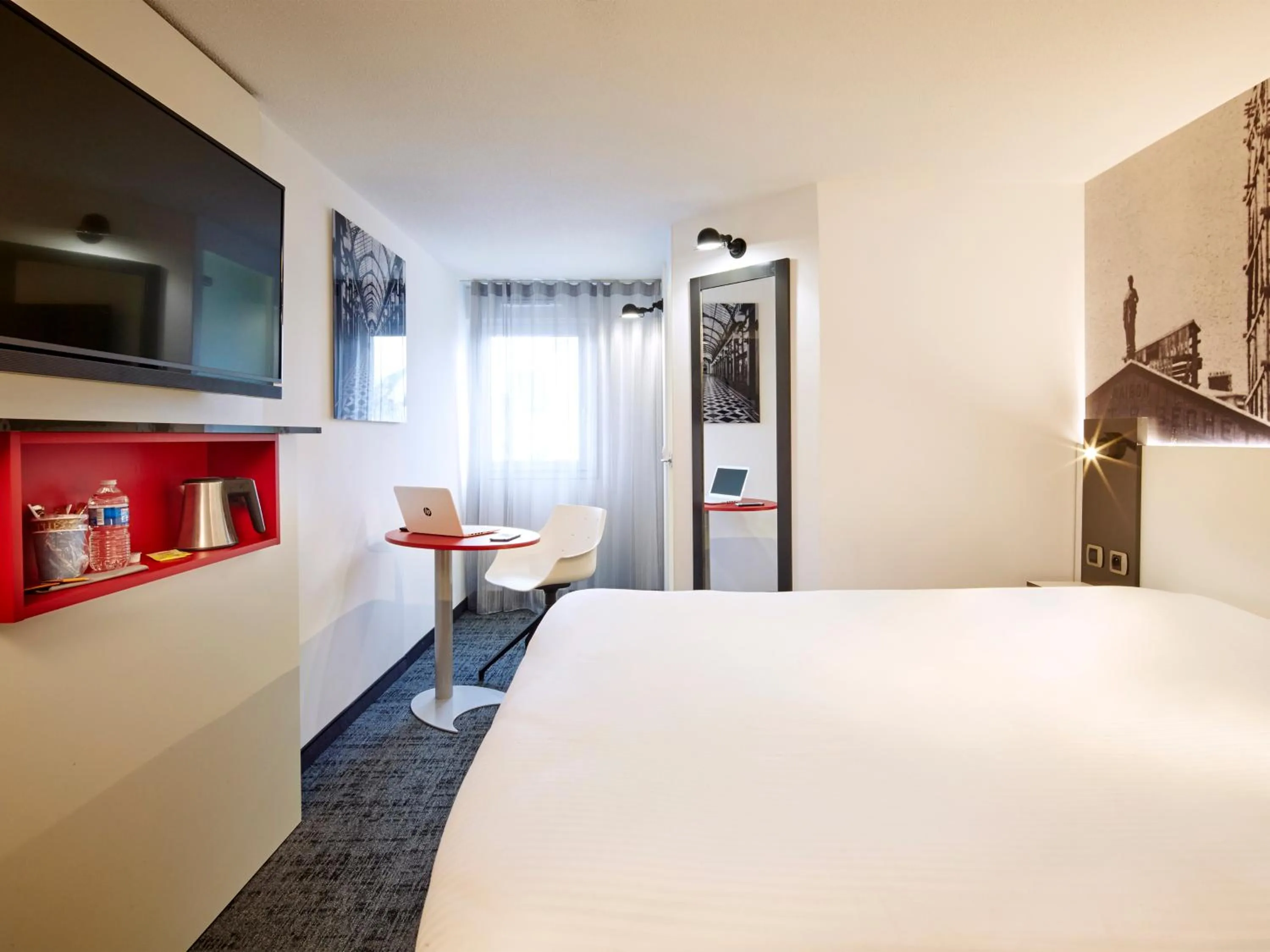 Bed in Hôtel Gustave Colmar