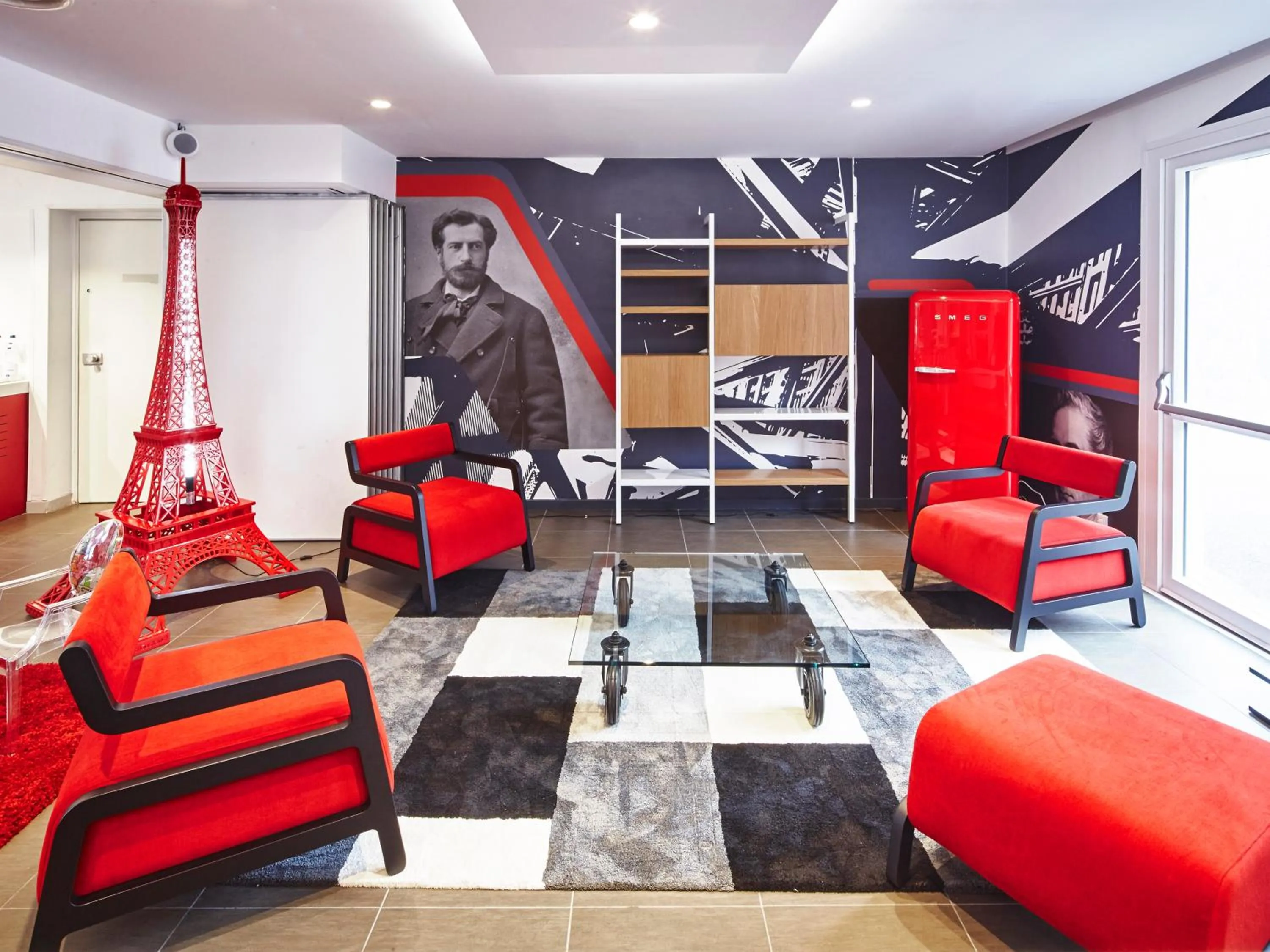 Lounge or bar in Hôtel Gustave Colmar