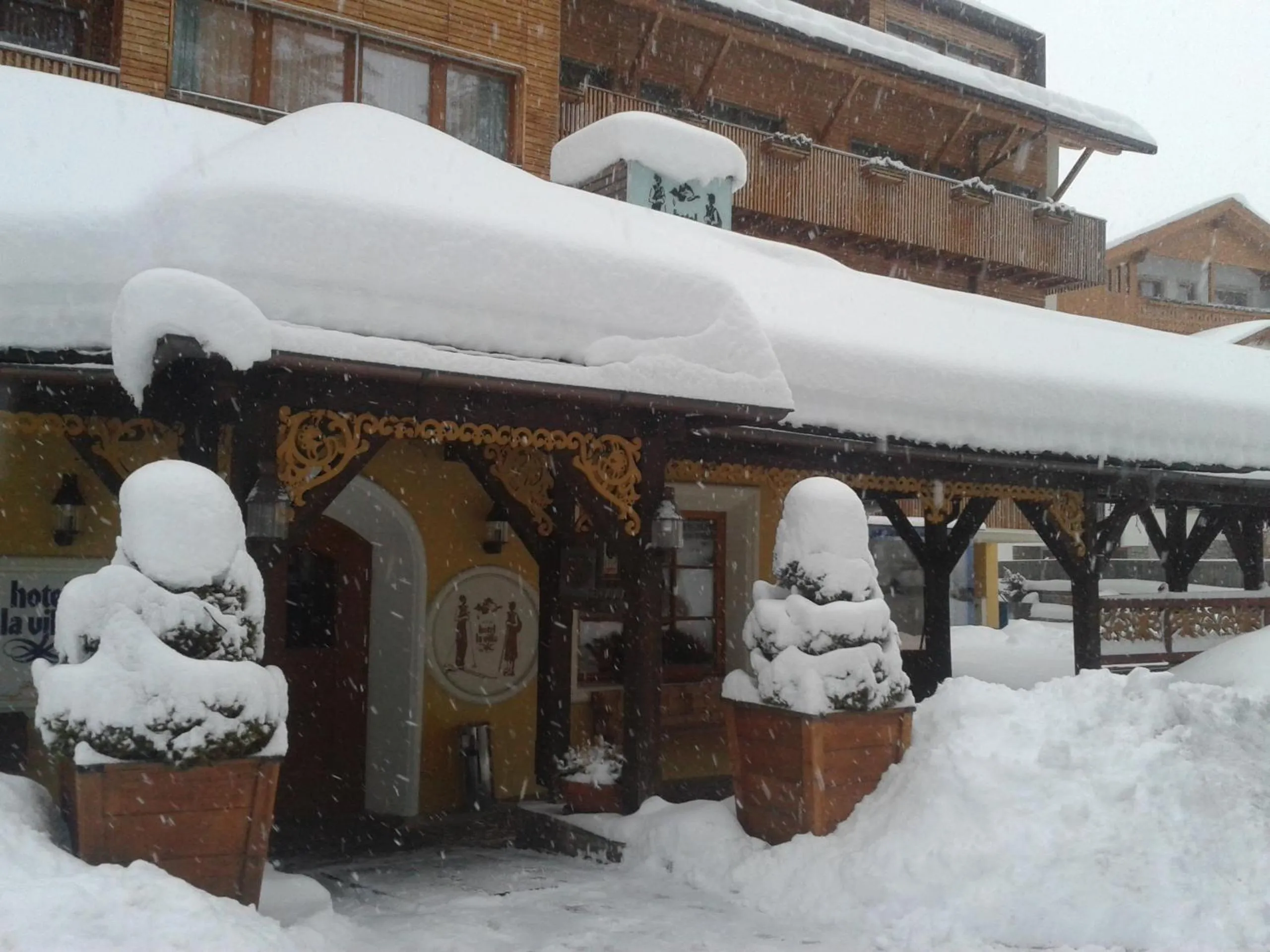 Facade/entrance in Hotel La Villa