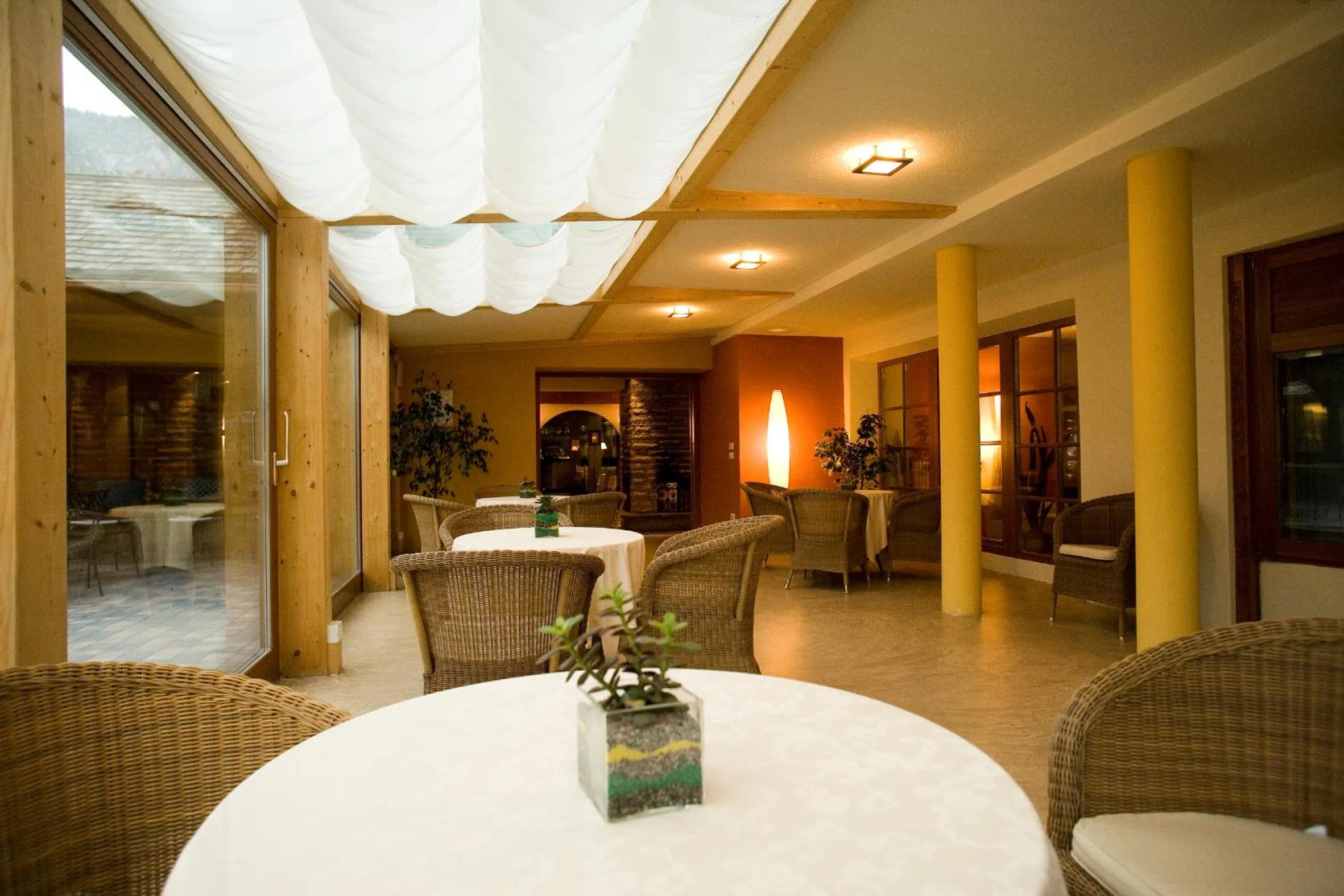 Communal lounge/ TV room in Hotel La Villa