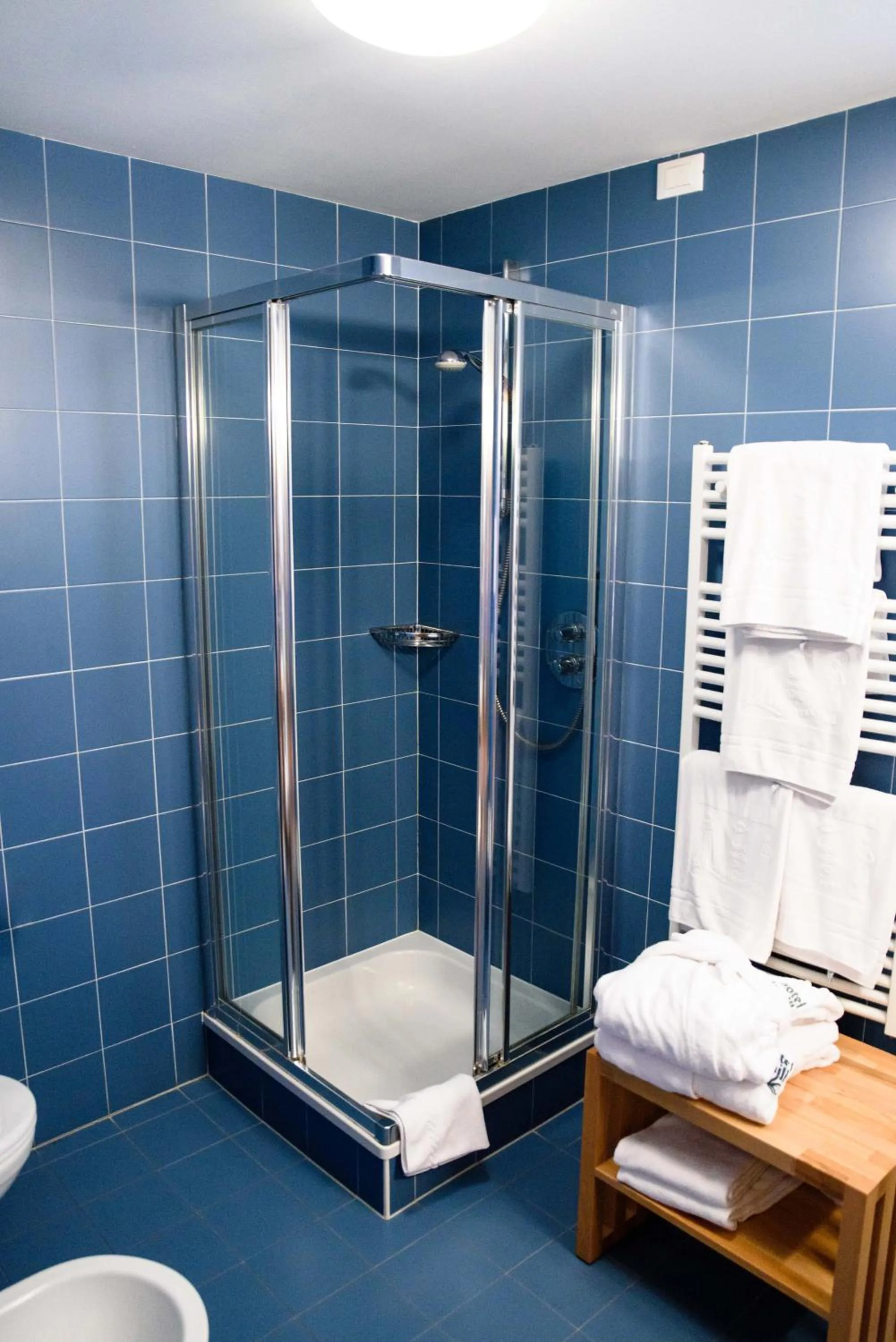 Shower in Hotel La Villa