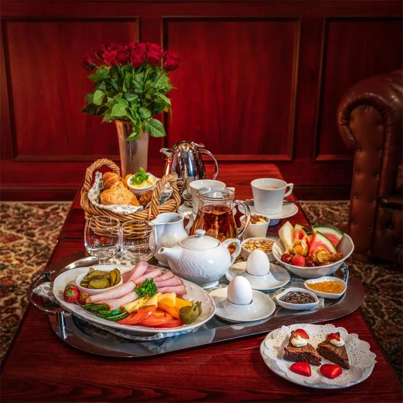 Breakfast in Hotel Astor