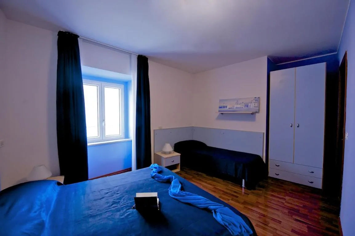 Photo of the whole room, Bed in Hotel La Bussola