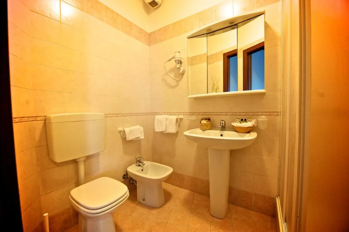 Bathroom in Hotel La Bussola