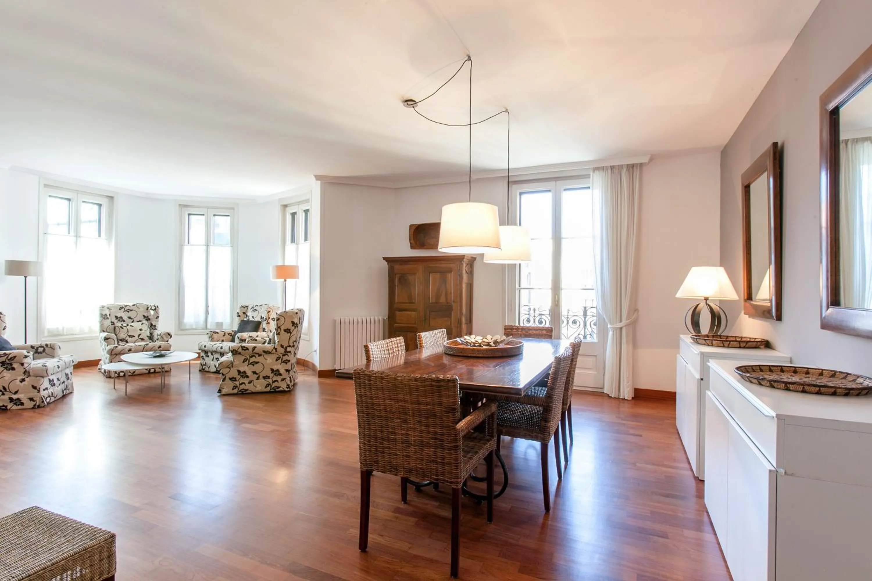 Living room in Serennia Apartamentos Ramblas - Plaça Catalunya