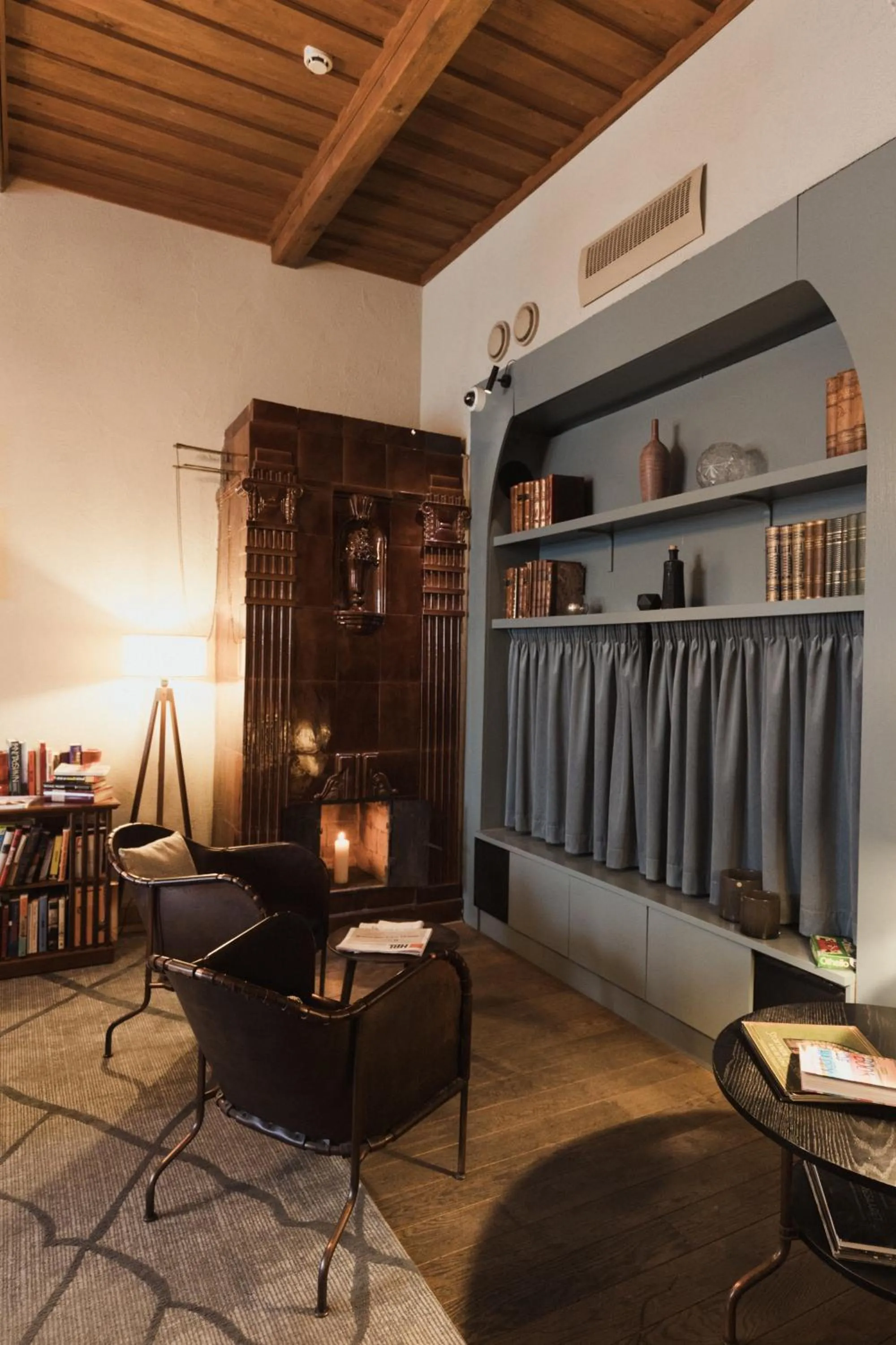 Library in GLO Hotel Art