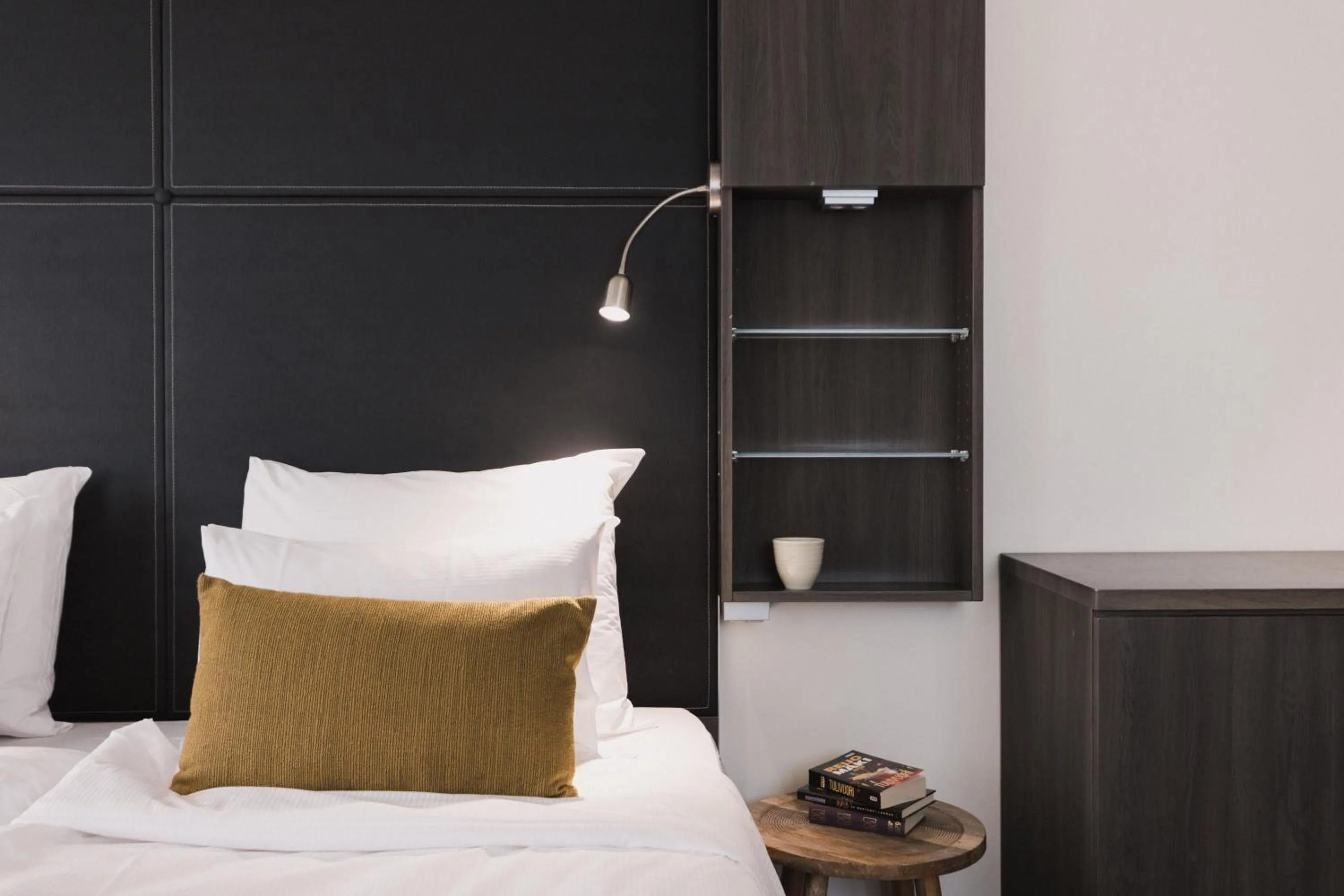 Bed in GLO Hotel Art