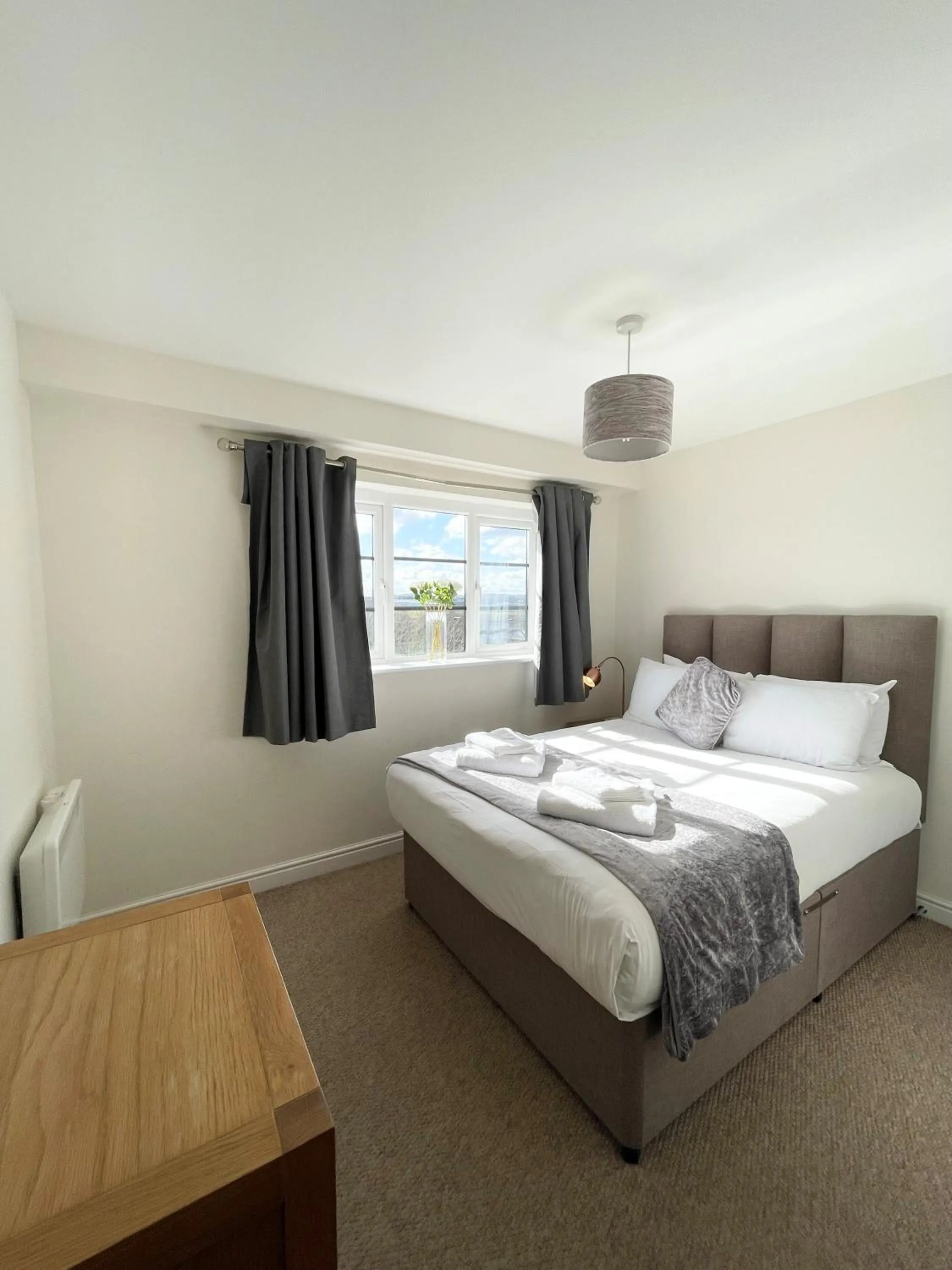Bed in Blue Sky Apartments @Wallis Square, Farnborough