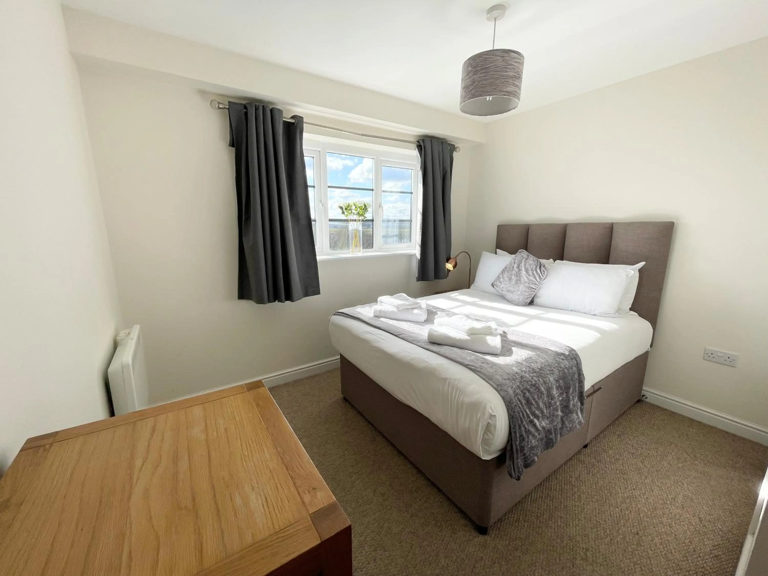 Bed in Blue Sky Apartments @Wallis Square, Farnborough