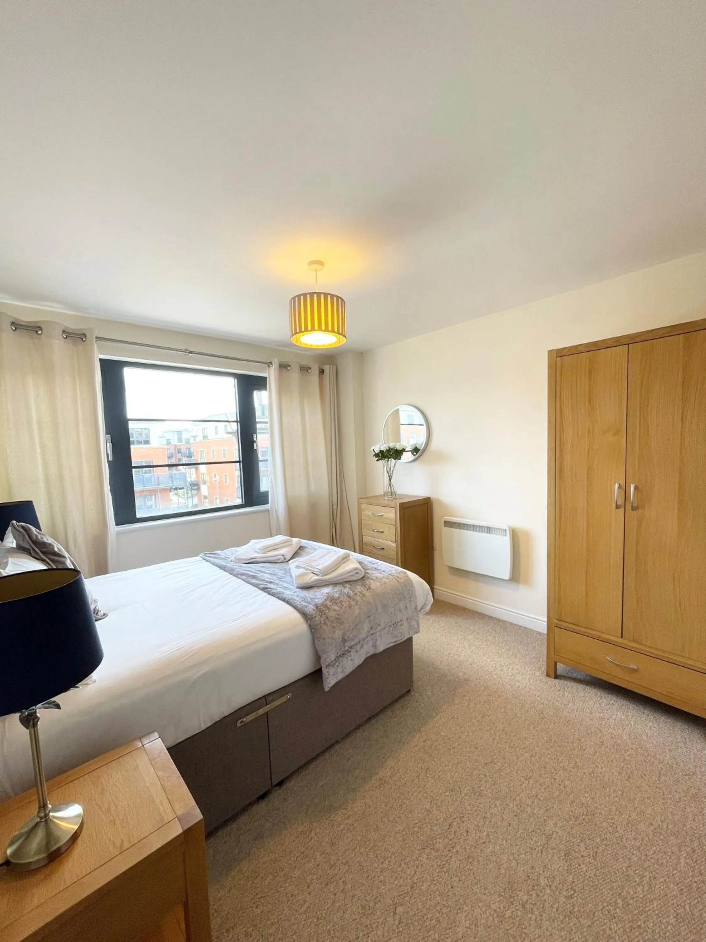 Bed in Blue Sky Apartments @Wallis Square, Farnborough