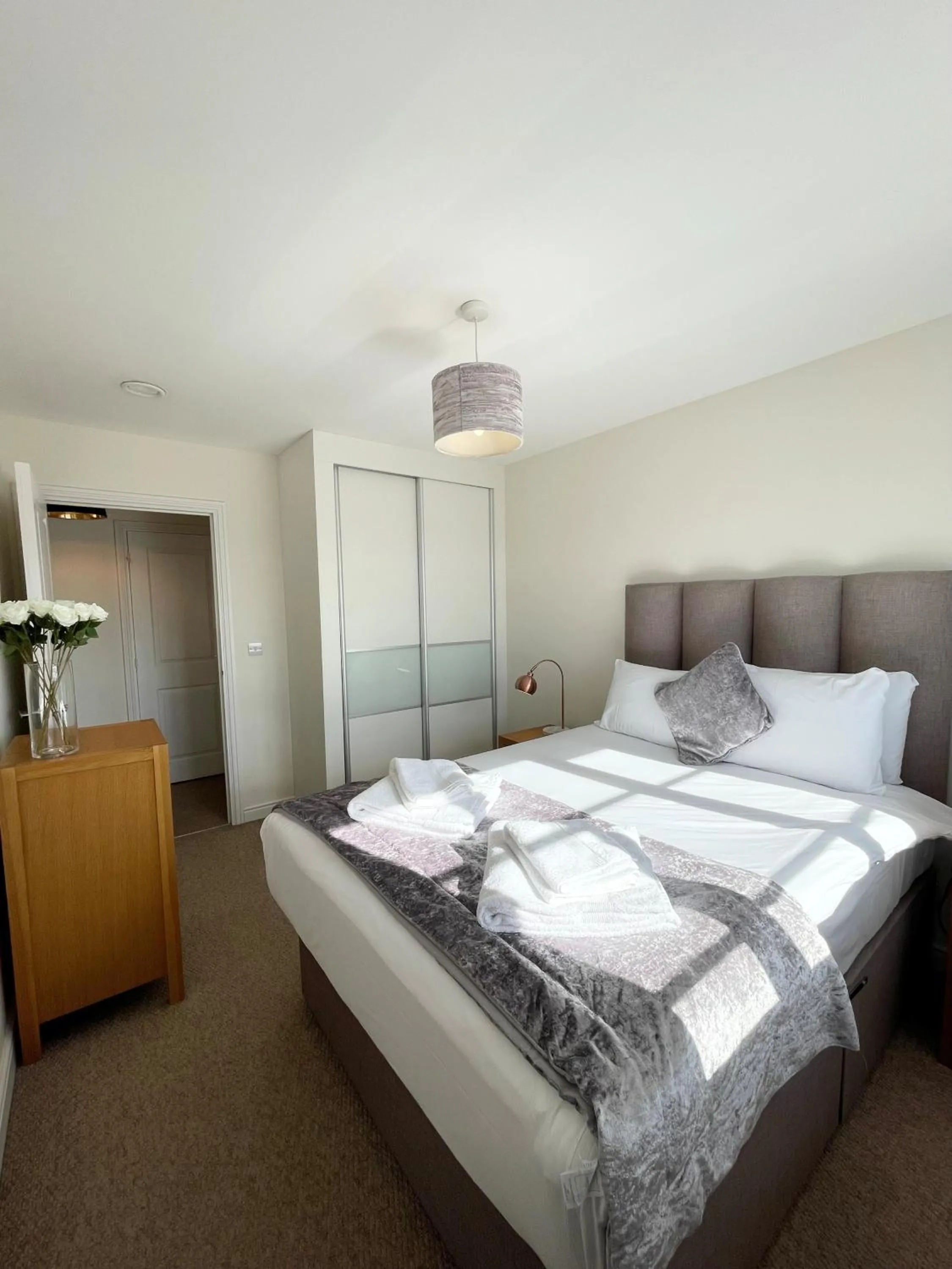 Bed in Blue Sky Apartments @Wallis Square, Farnborough
