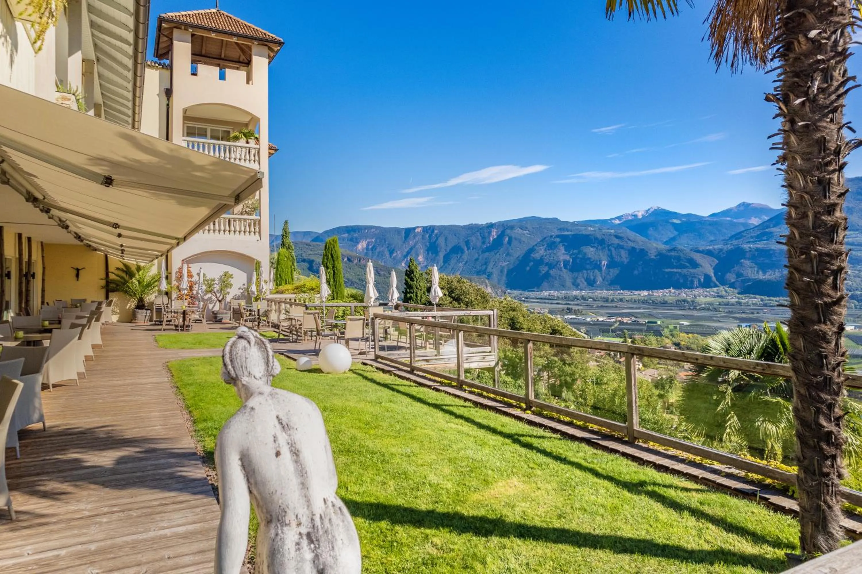 Property building in Panorama