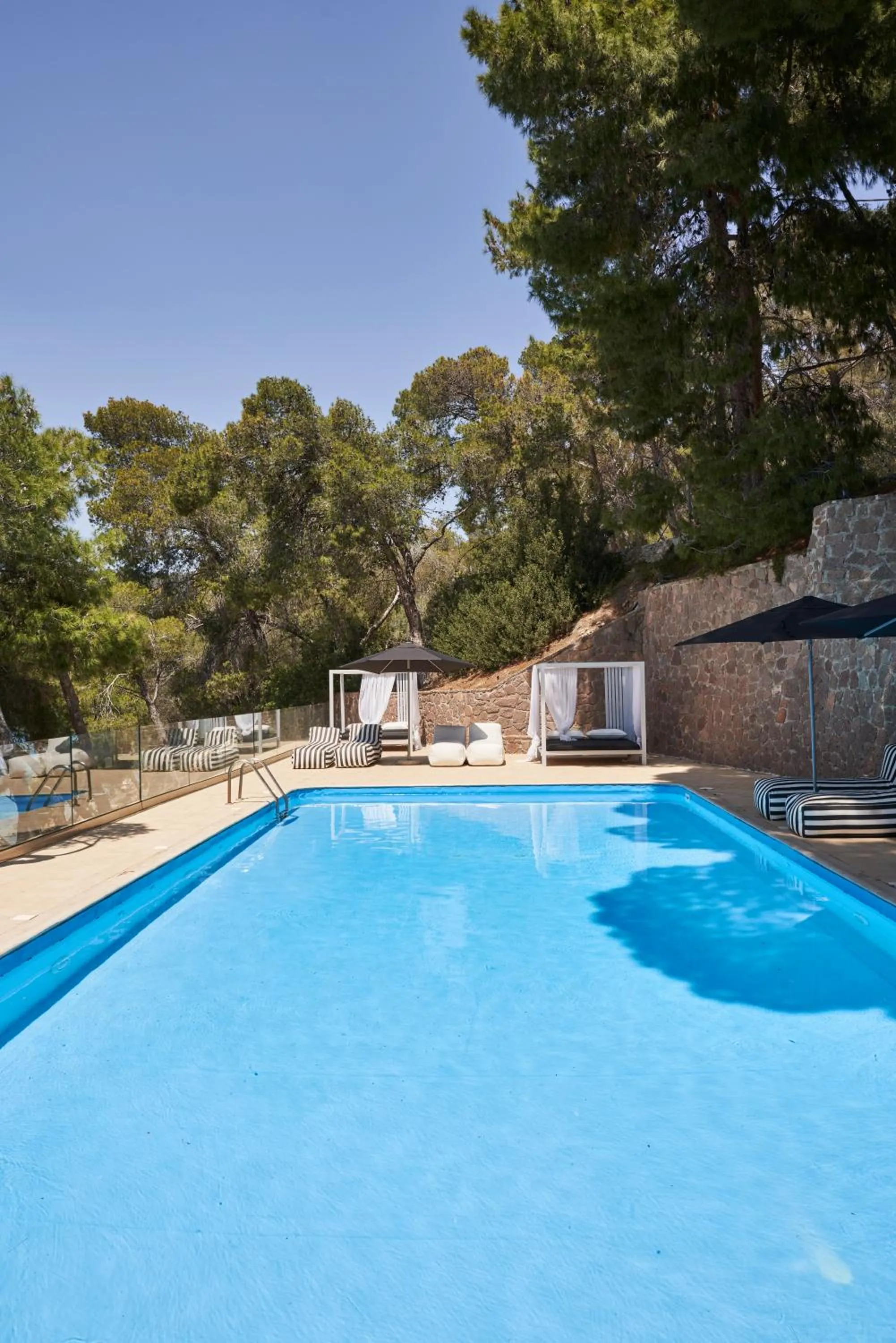 Swimming pool in Xenia Poros Image Hotel