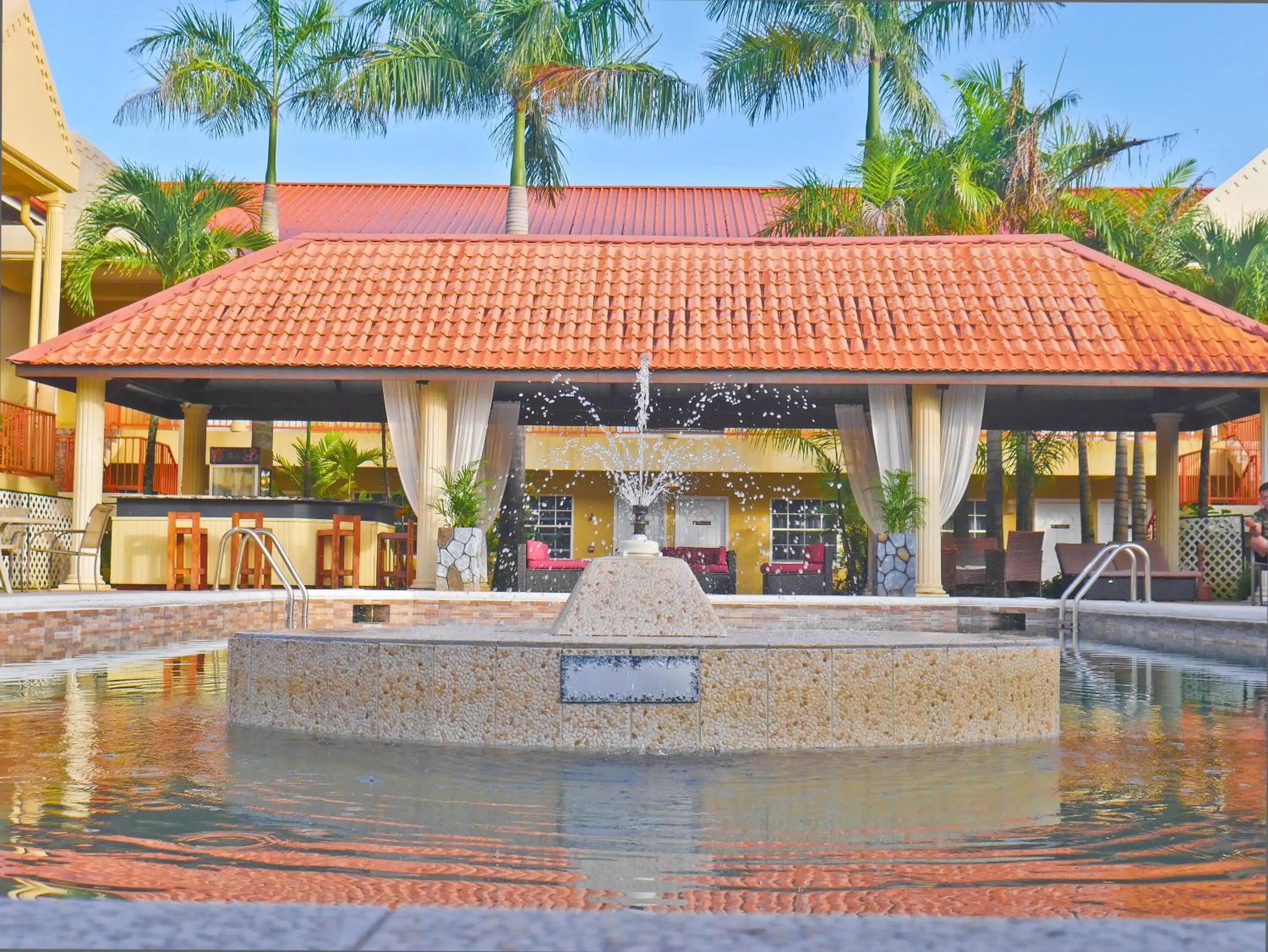 Property building in Hotel North Resort