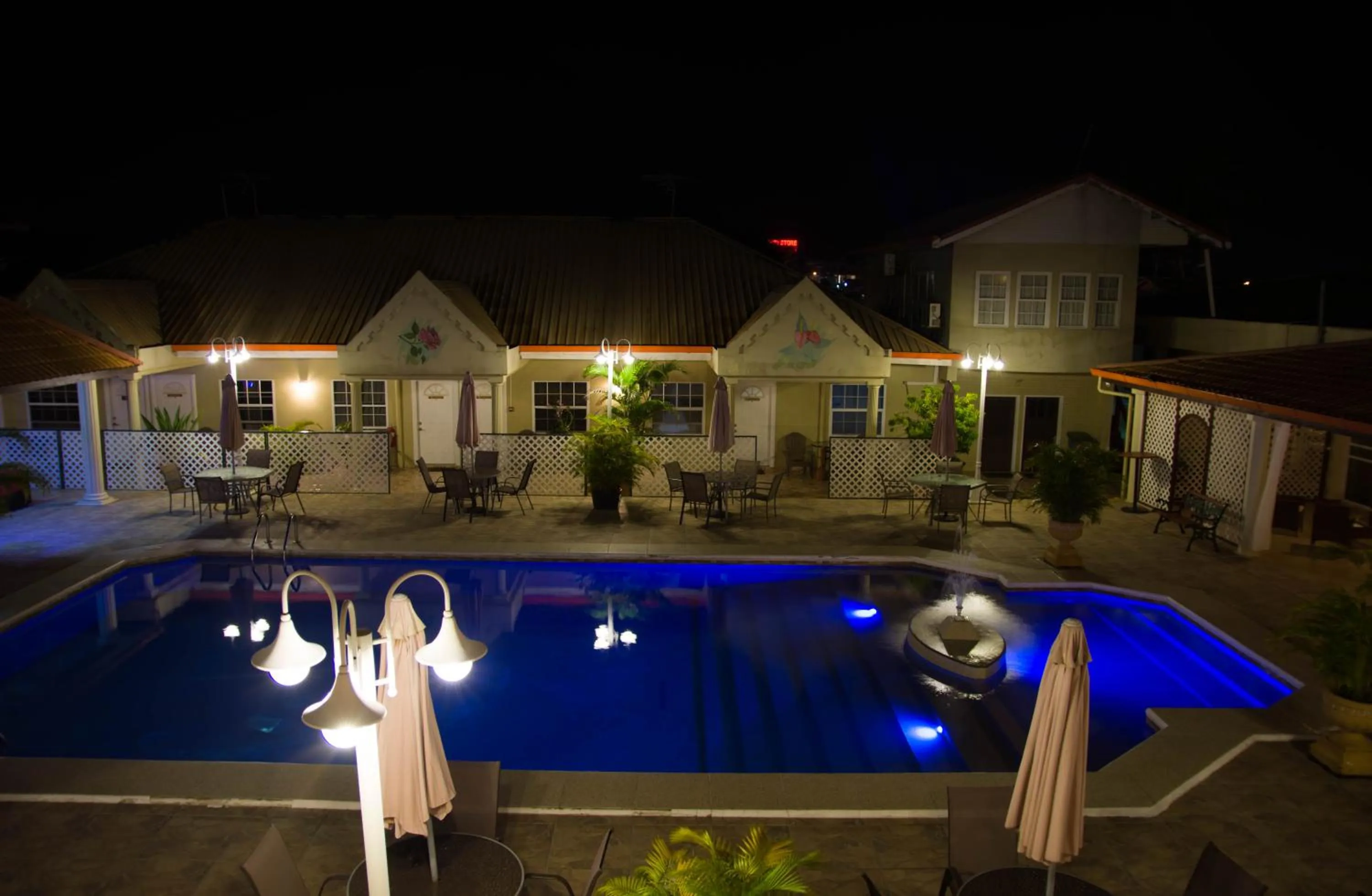 Pool view in Hotel North Resort