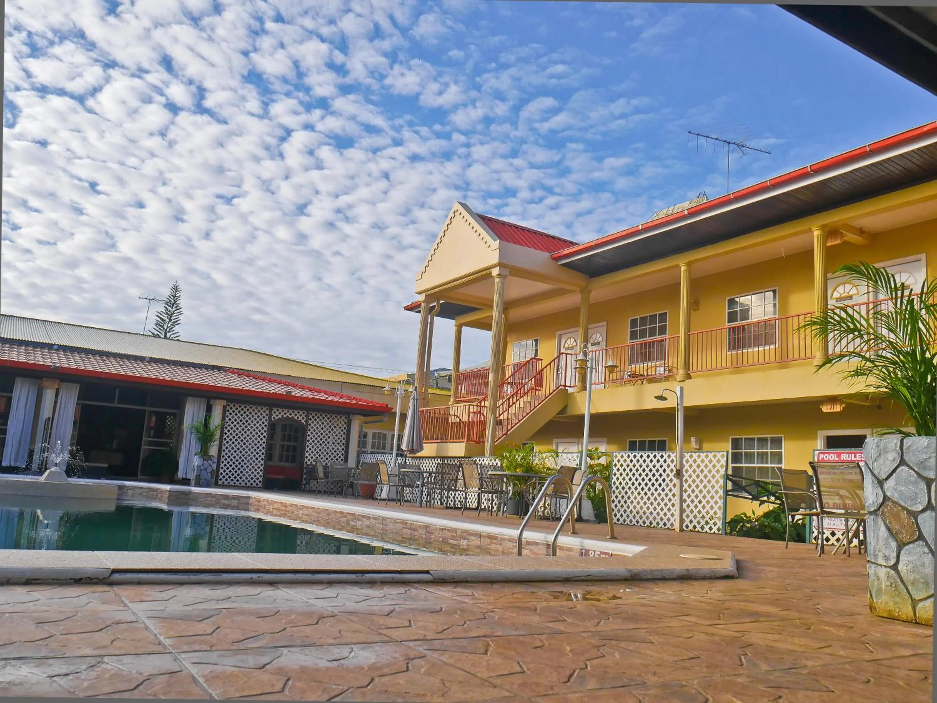 Pool view in Hotel North Resort