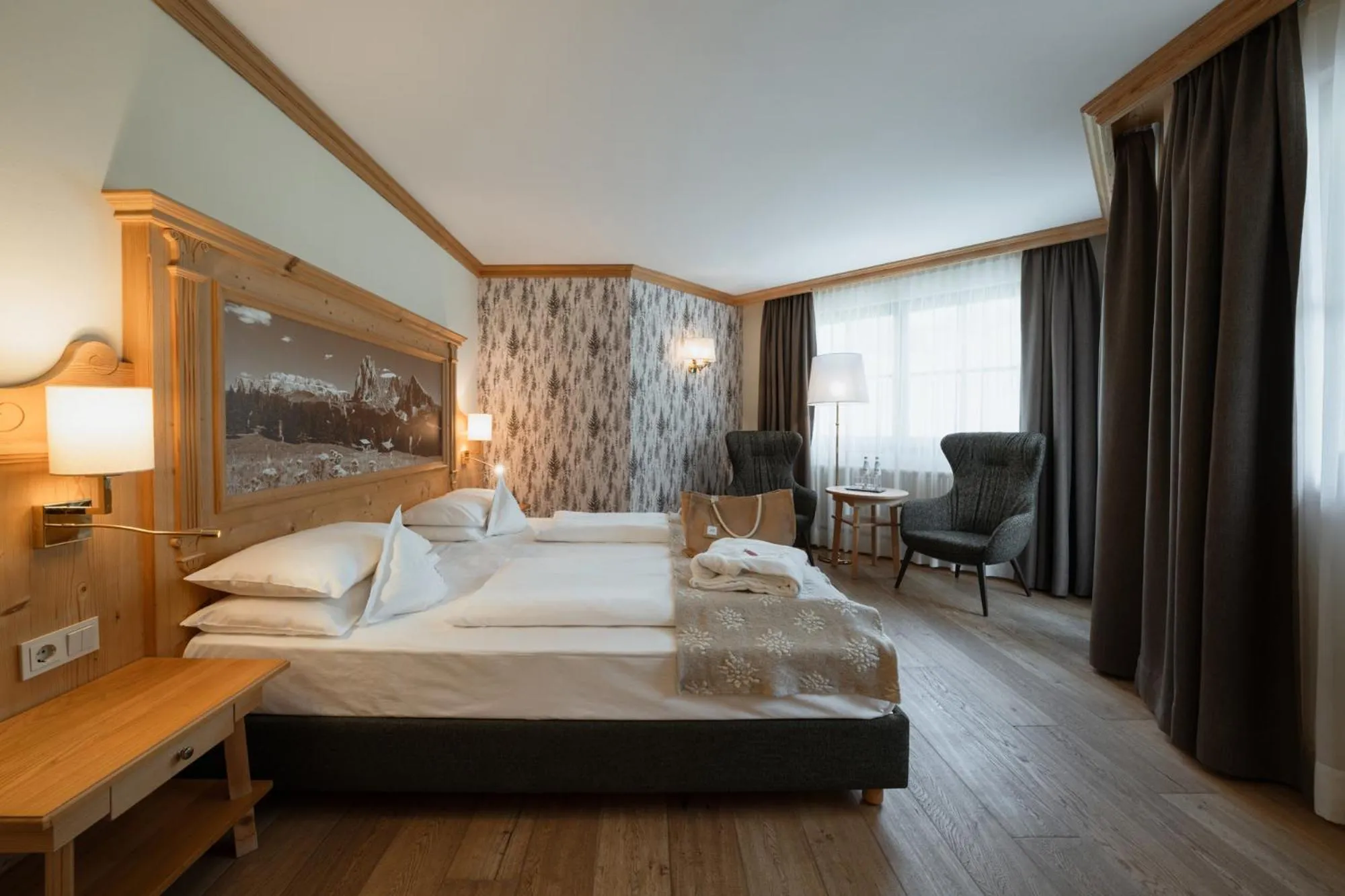 Bed in Alpin & Vital Hotel La Perla
